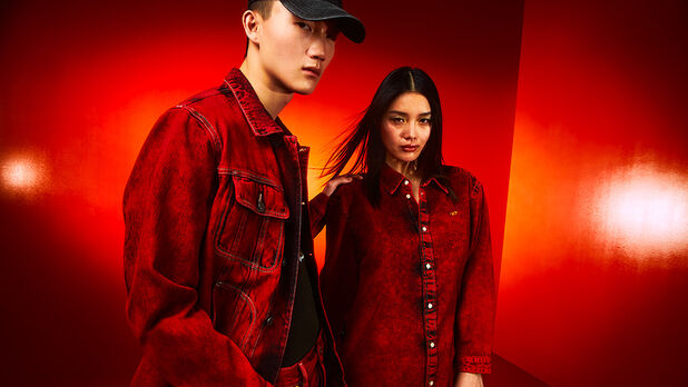 <div class="module-11__title"><div class="pd-heading__container">
<h3 class="pd-heading pd-h3-style pd-text-align-left pd-heading-small" style='' >
Chinese New Year Capsule
</h3>
</div></div>