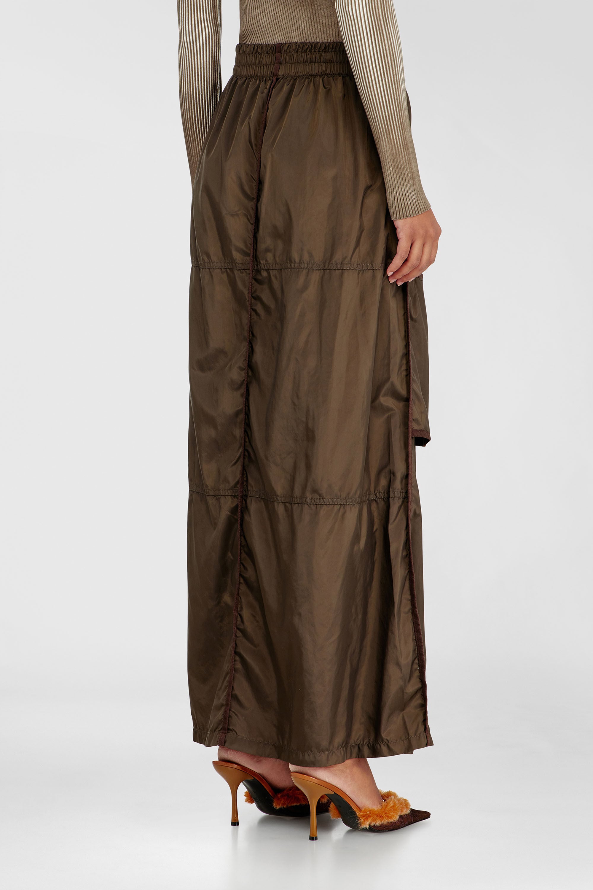 Diesel - O-HYTON, Woman's Windbreaker maxi skirt with front zip in Brown - 4