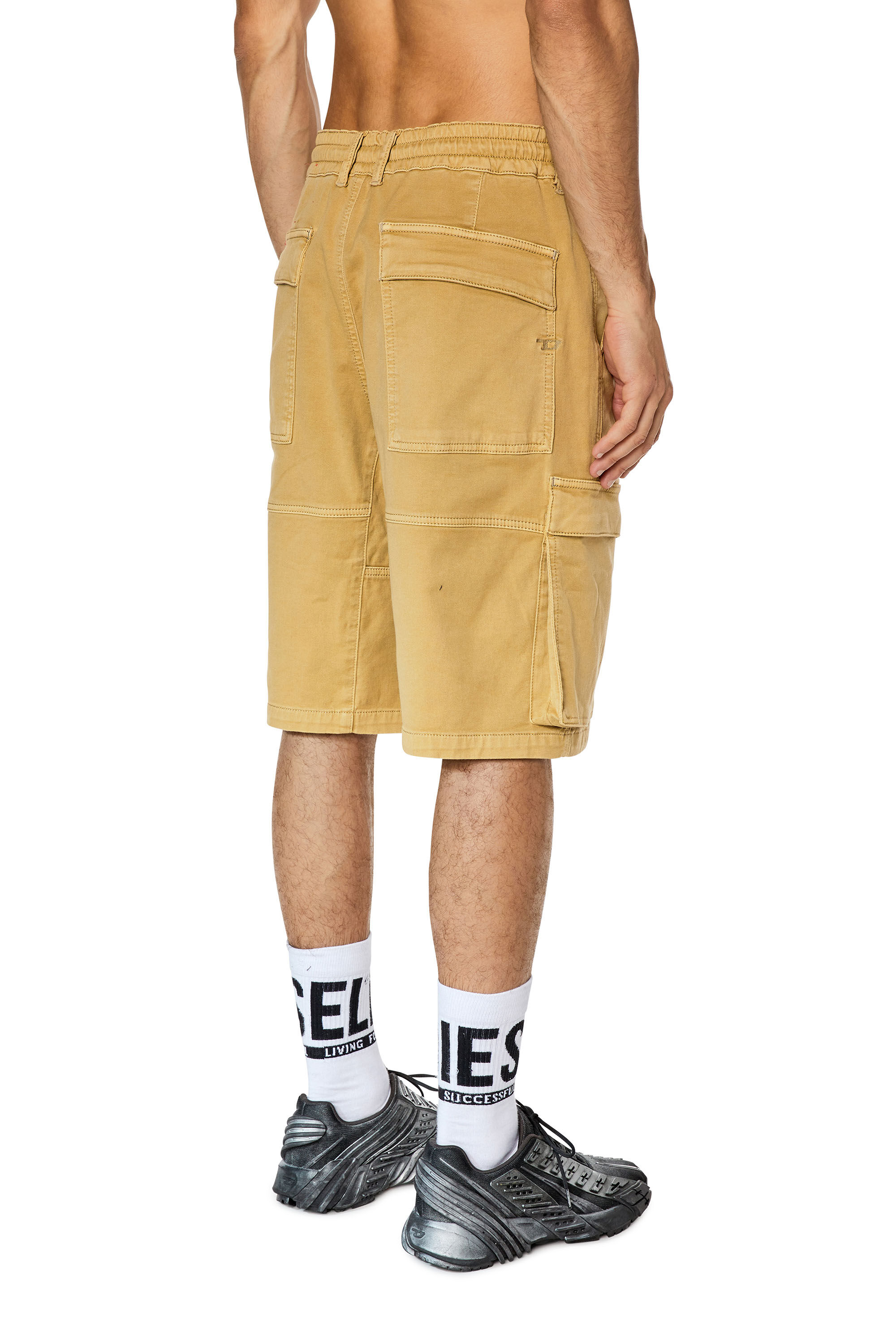Diesel - D-KROOLEY-CARGO-SHORT JOGG, Beige - Image 4