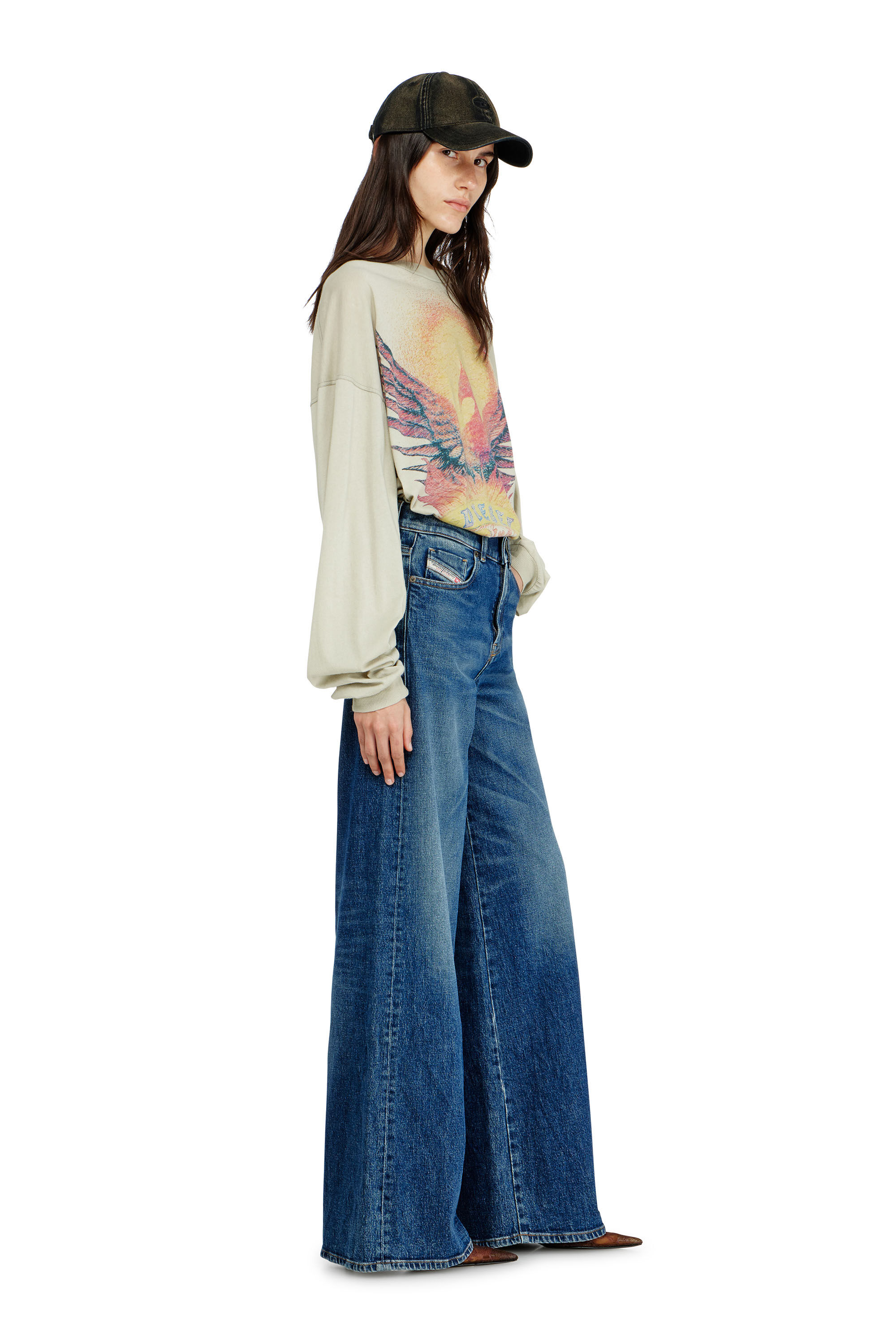 パンツ DIESEL 1978 D-Akemi Bootcut Flare Jeans Women's Flare Jeans | Regular Waist 1978 D-Akemi | Medium blue