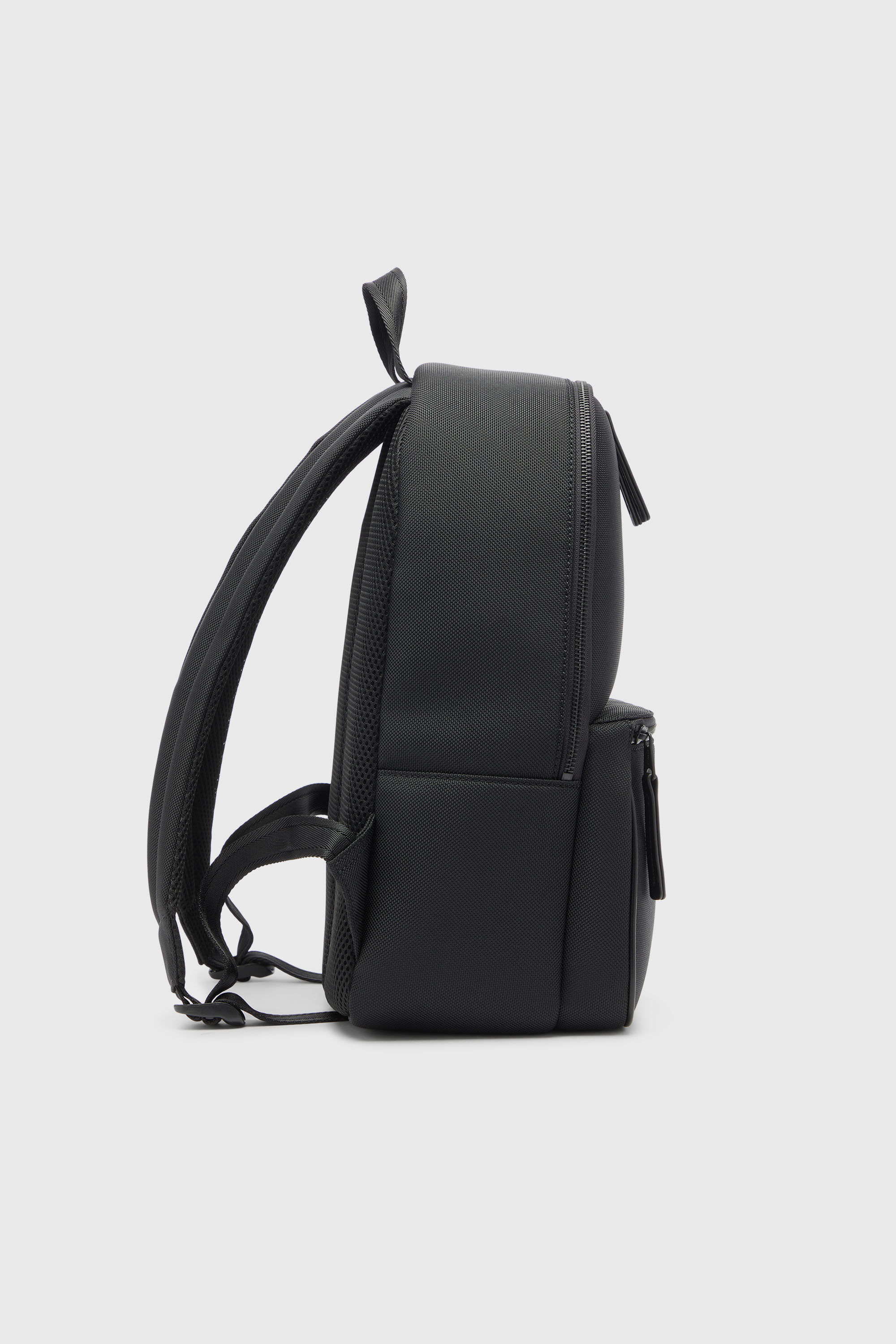 Women's Holi-D - Backpack in nylon with Oval D logo | Black Women's Holi-D - Backpack in nylon with Oval D logo | Black