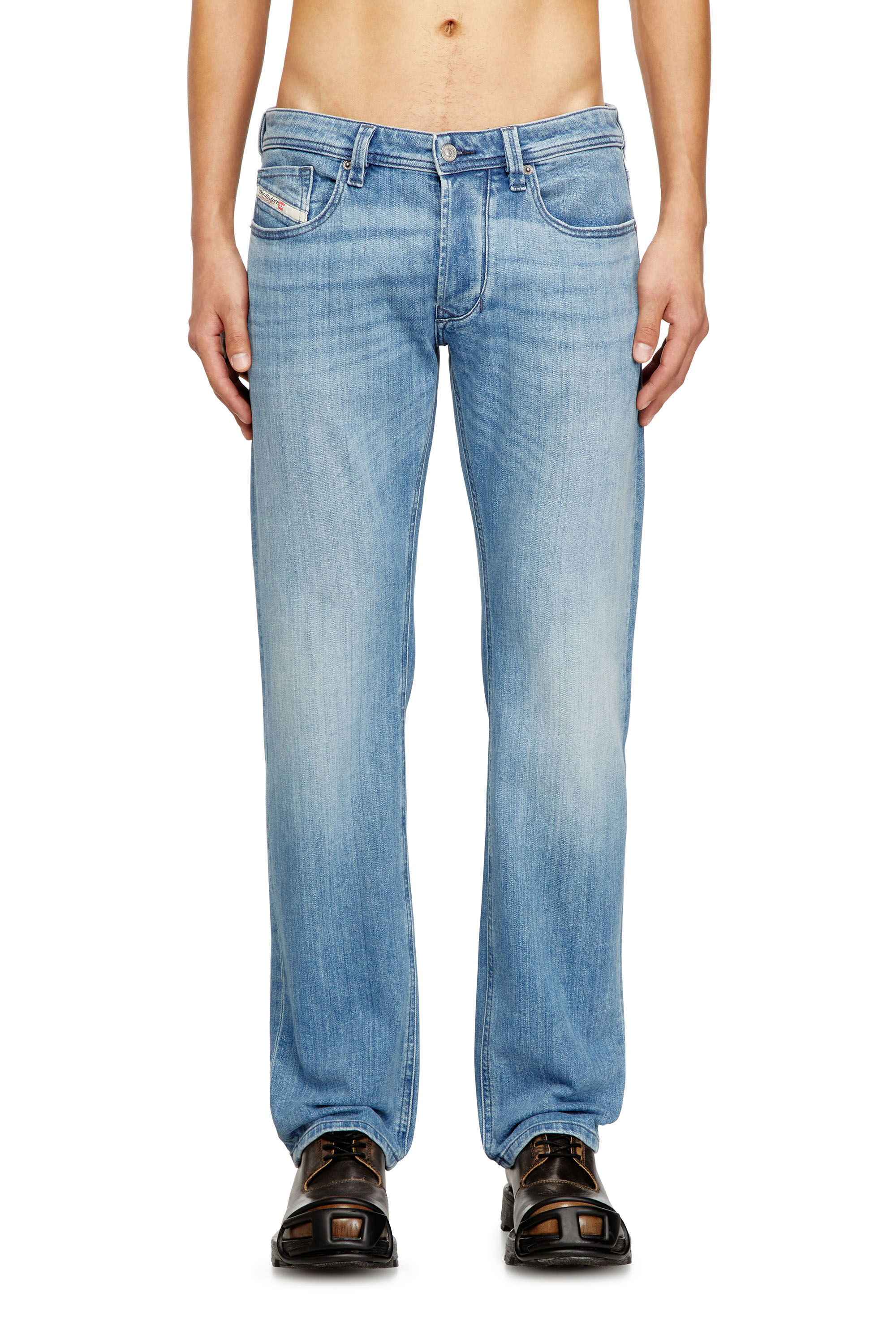Men's Regular Jeans | Low Waist 1985 LarkeeLight Blue | Diesel HU
