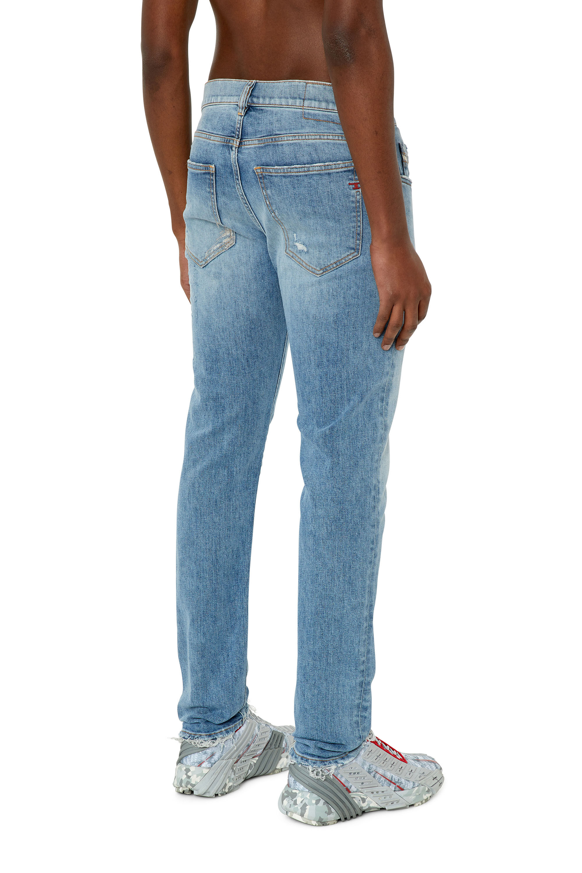 Diesel - 2019 D-Strukt 09E73 Slim Jeans, Light Blue - Image 4