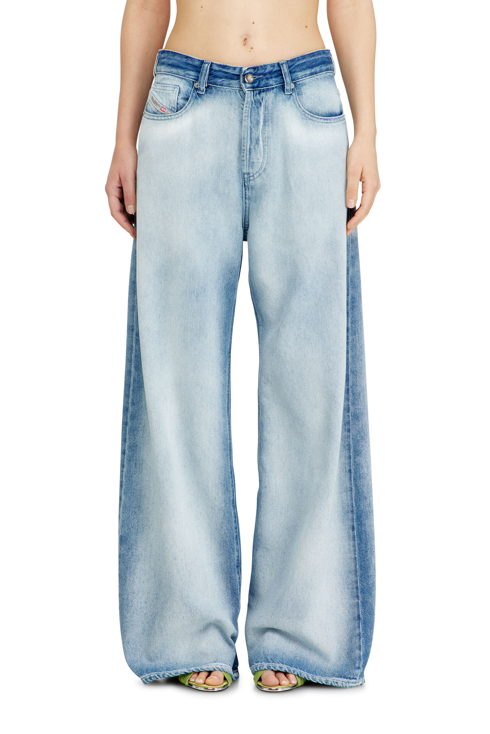 Women's Relaxed Jeans | Low Waist 1996 D-Sire | Light Blue | Diesel HU