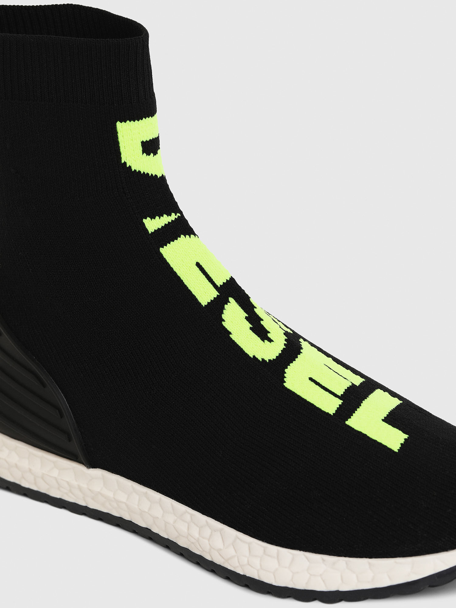 diesel mid sock