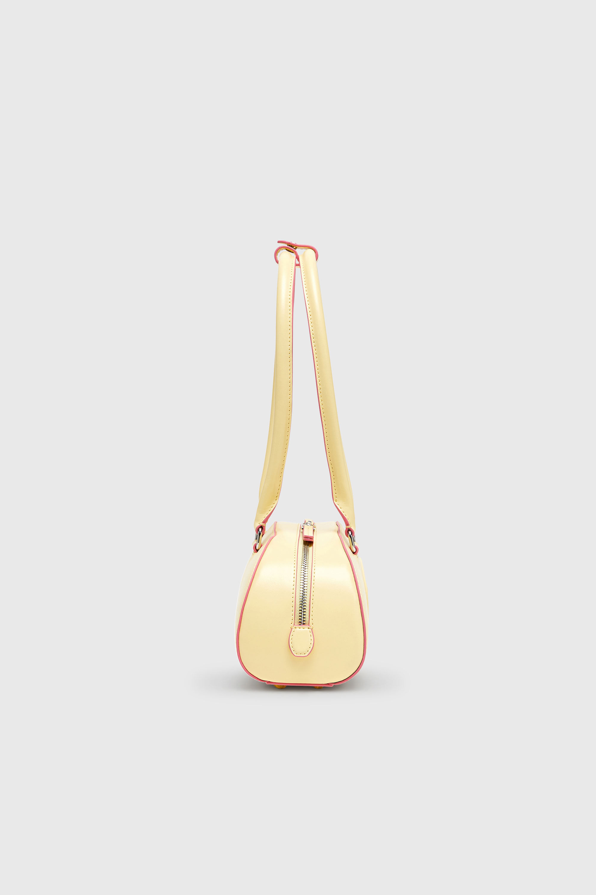 Diesel - 1DR DOME SHOULDER EW, Woman's 1DR Dome - Elongated bowling bag in leather in Yellow - 4