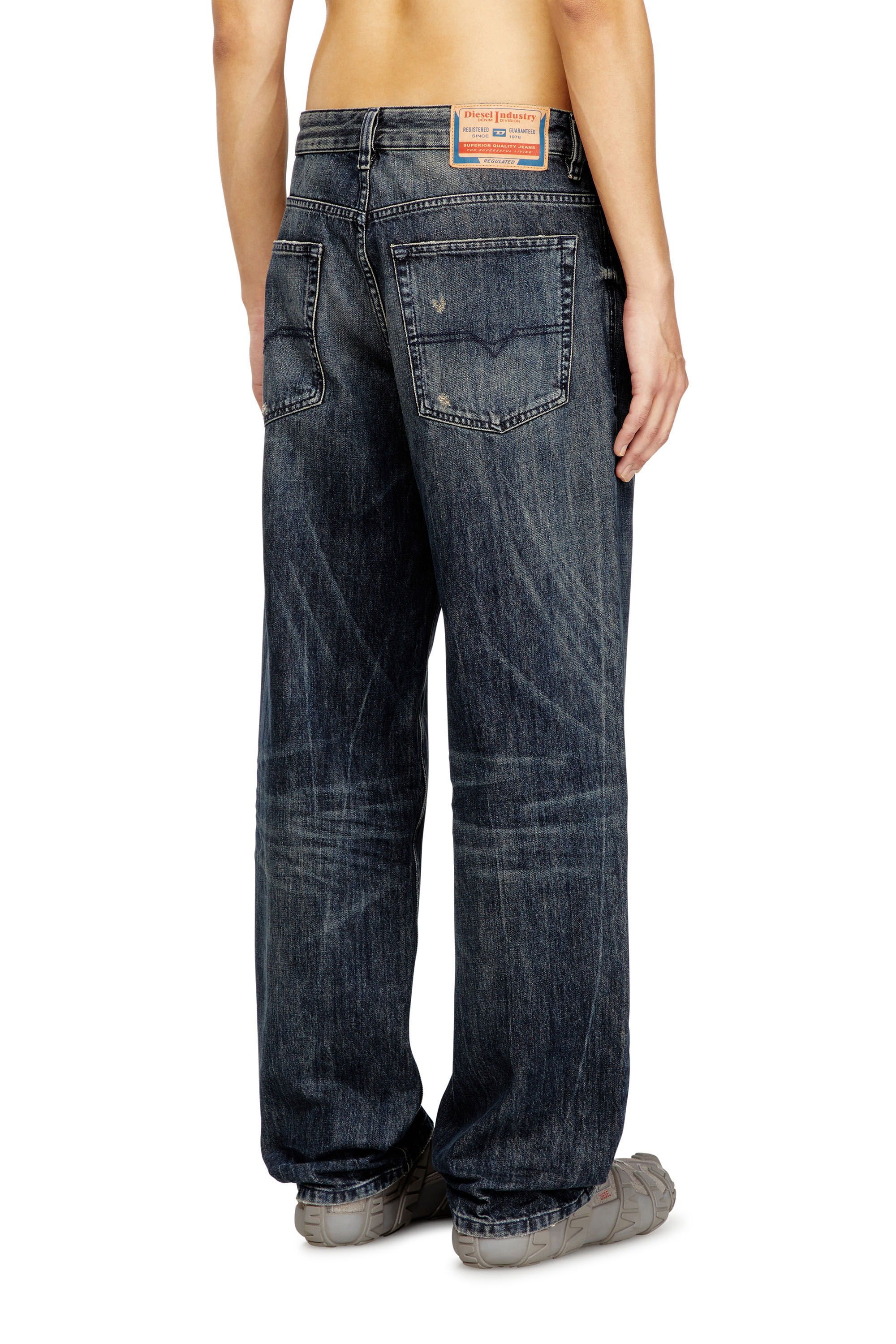 DIESELジーンズ Relaxed Jeans 2001 D-Macro Men's Relaxed Jeans | Dark Blue | Diesel 2001 D-Macro