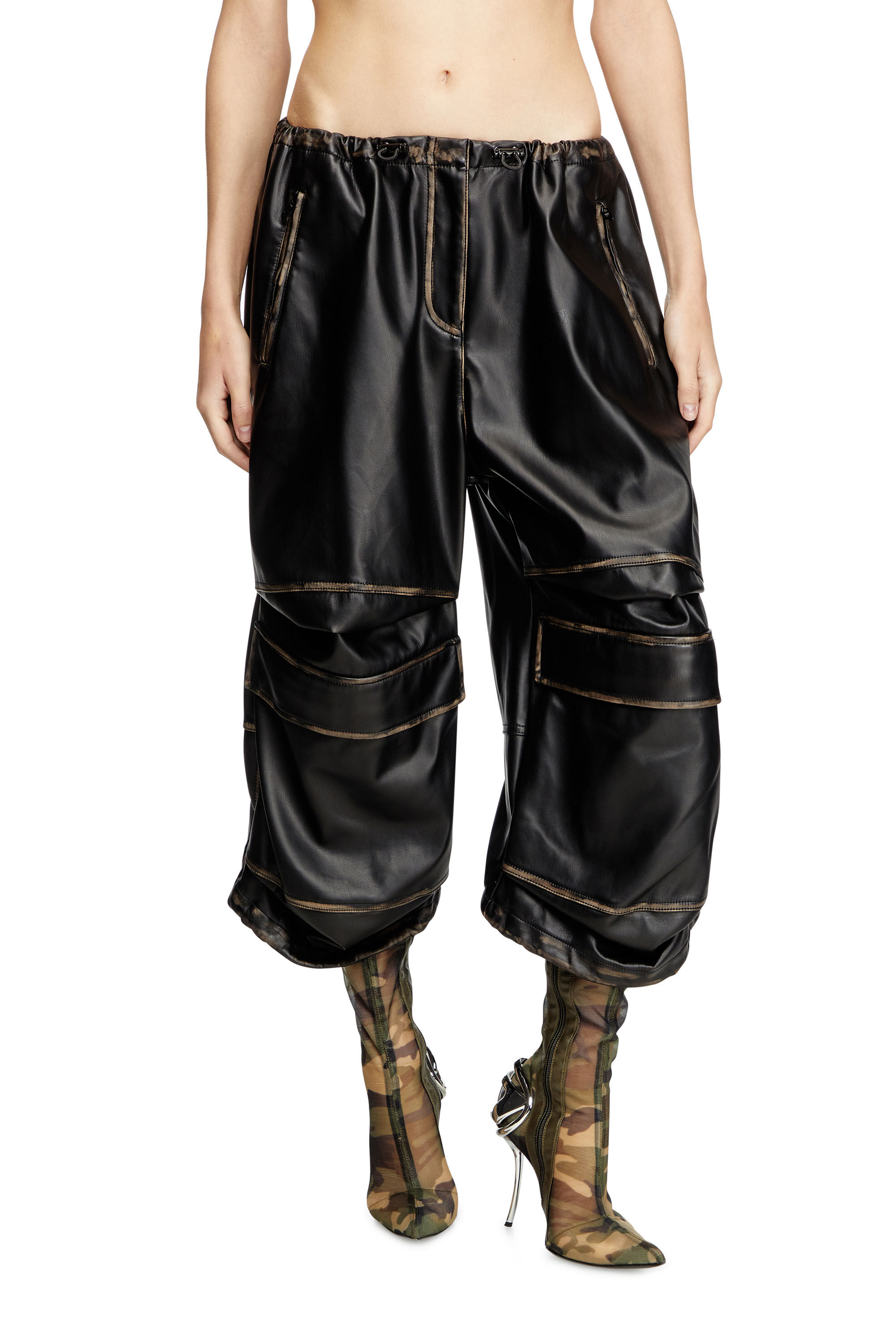 Women's Pleather cargo Bermuda pants | Black | Diesel