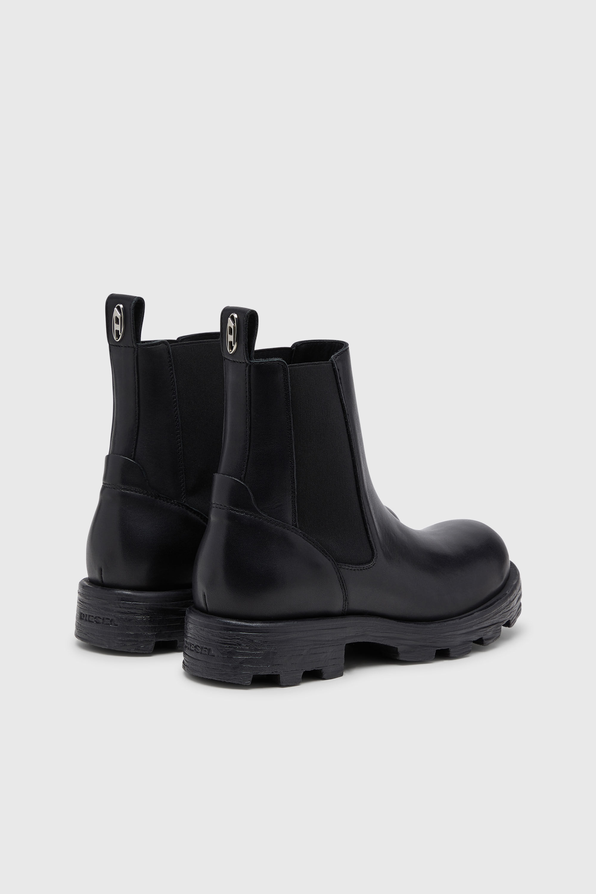Diesel - D-HAMMER CH, Man's D-Hammer-Chelsea boots in leather in Black - 3