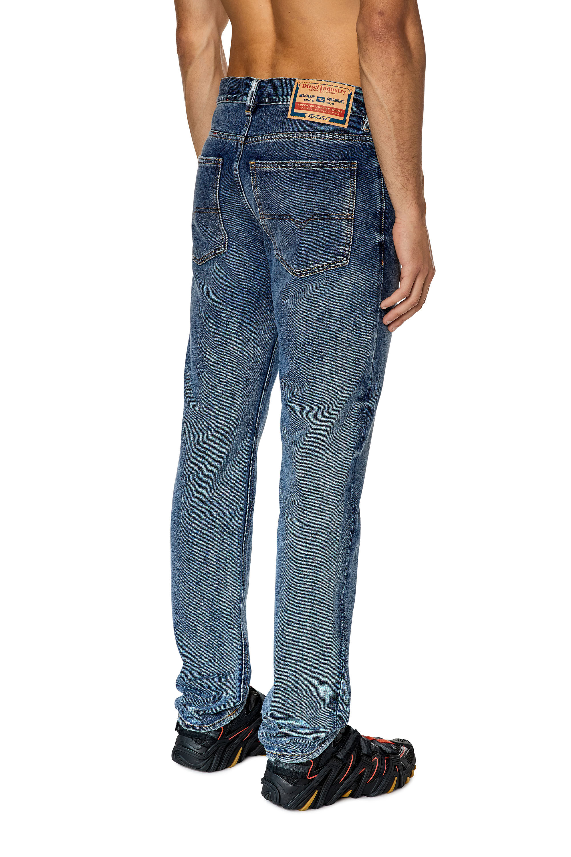 Diesel - 1995 D-Sark 09E68 Straight Jeans, Medium blue - Image 4