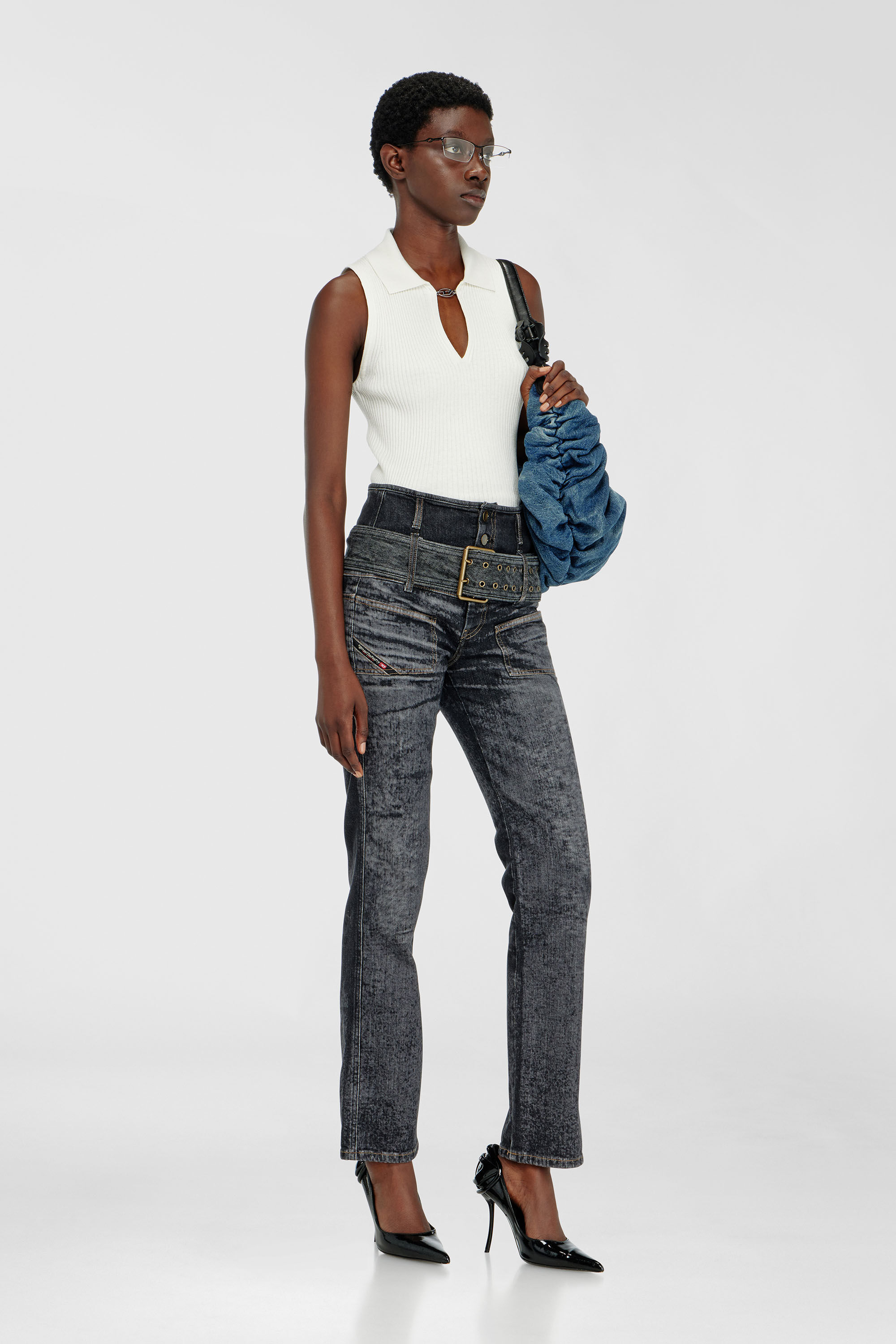 Diesel - GRAB-D HOBO L, Woman's Grab-D-Large scrunched hobo bag in treated denim in Medium blue - 1