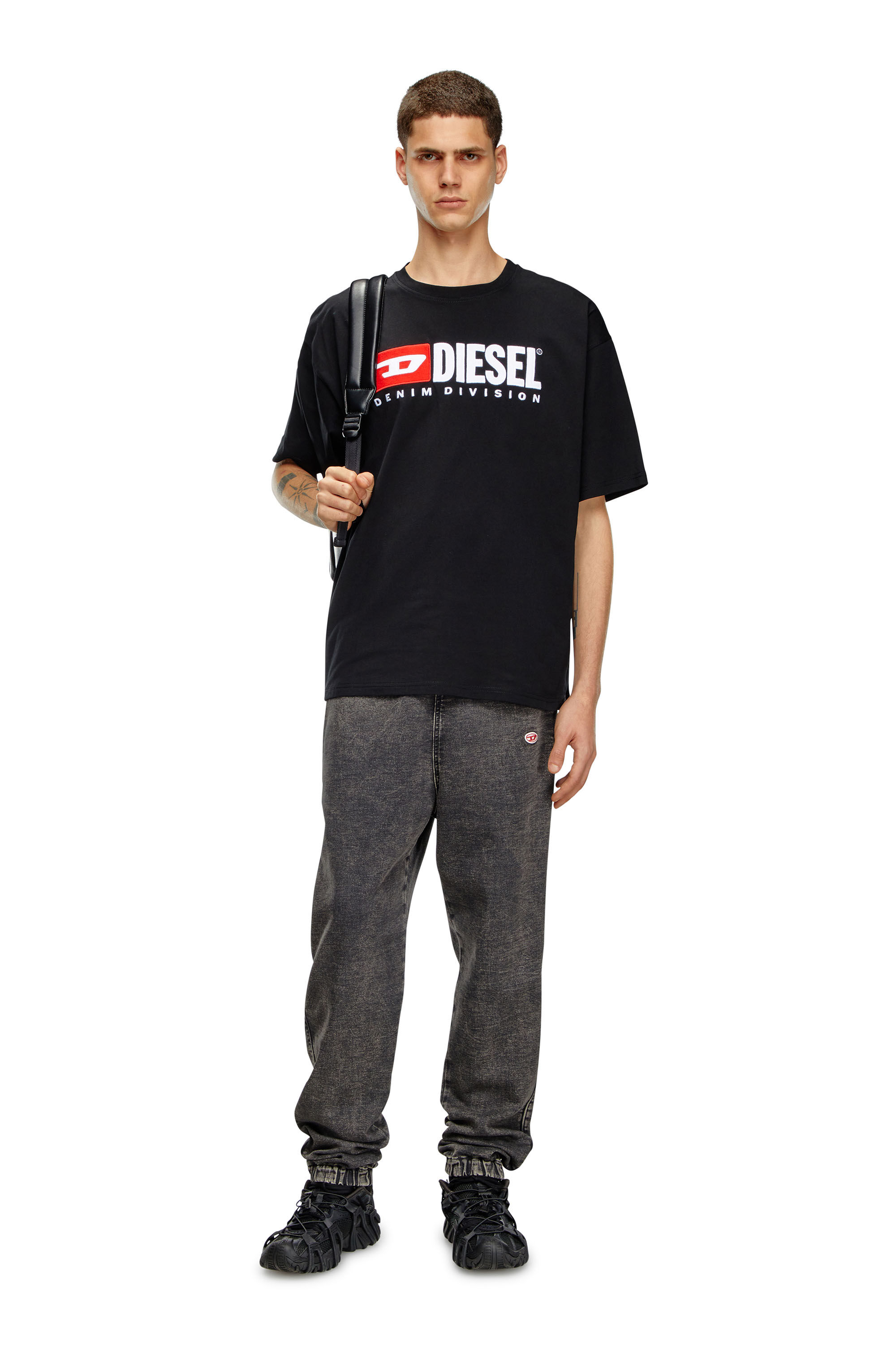 Men's T-shirt with Diesel patch logo | Black | Diesel Men's T-shirt with Diesel patch logo | Black | Diesel