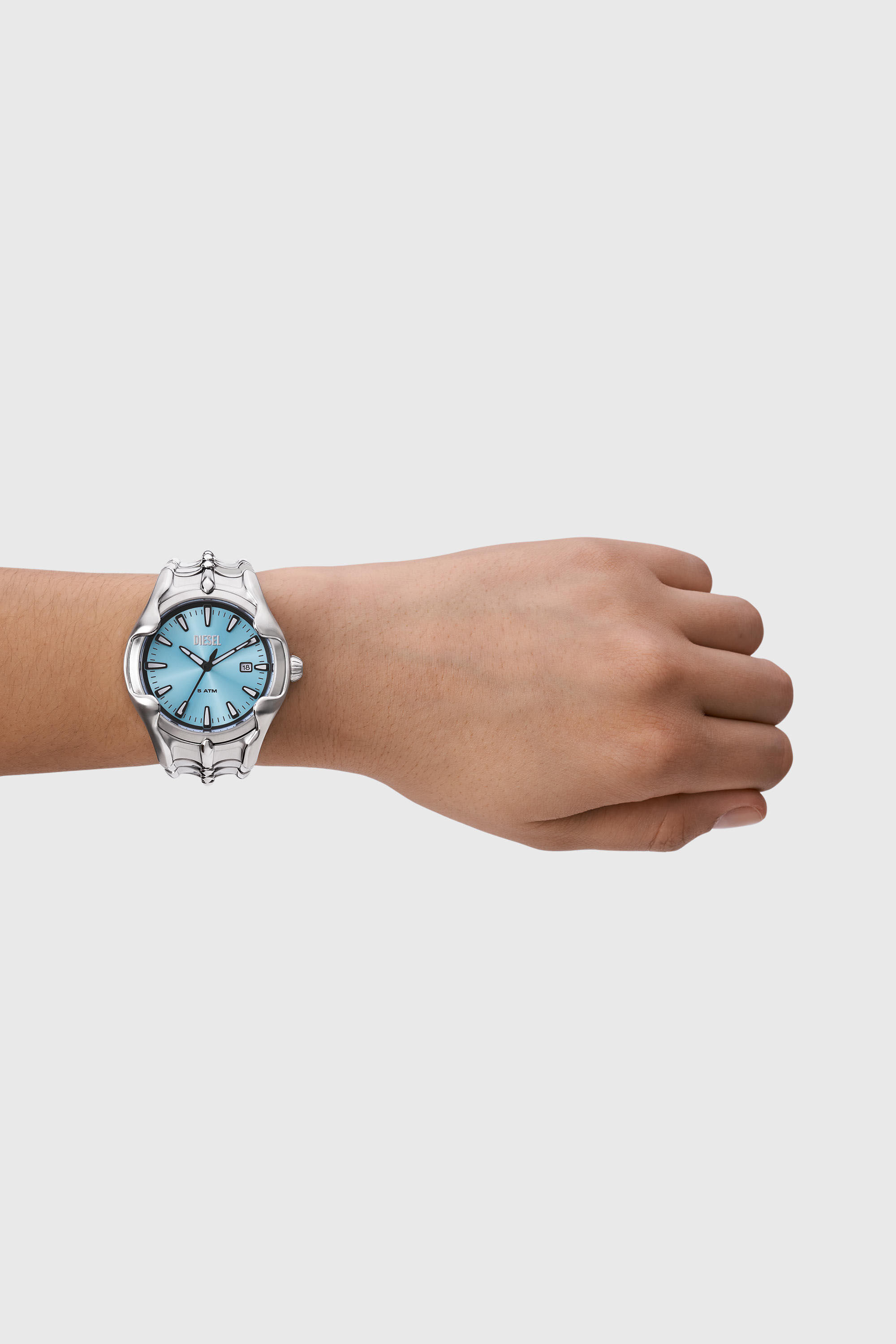 Diesel - DZ2200, Man's Vert three-hand date stainless steel watch in Silver - 4