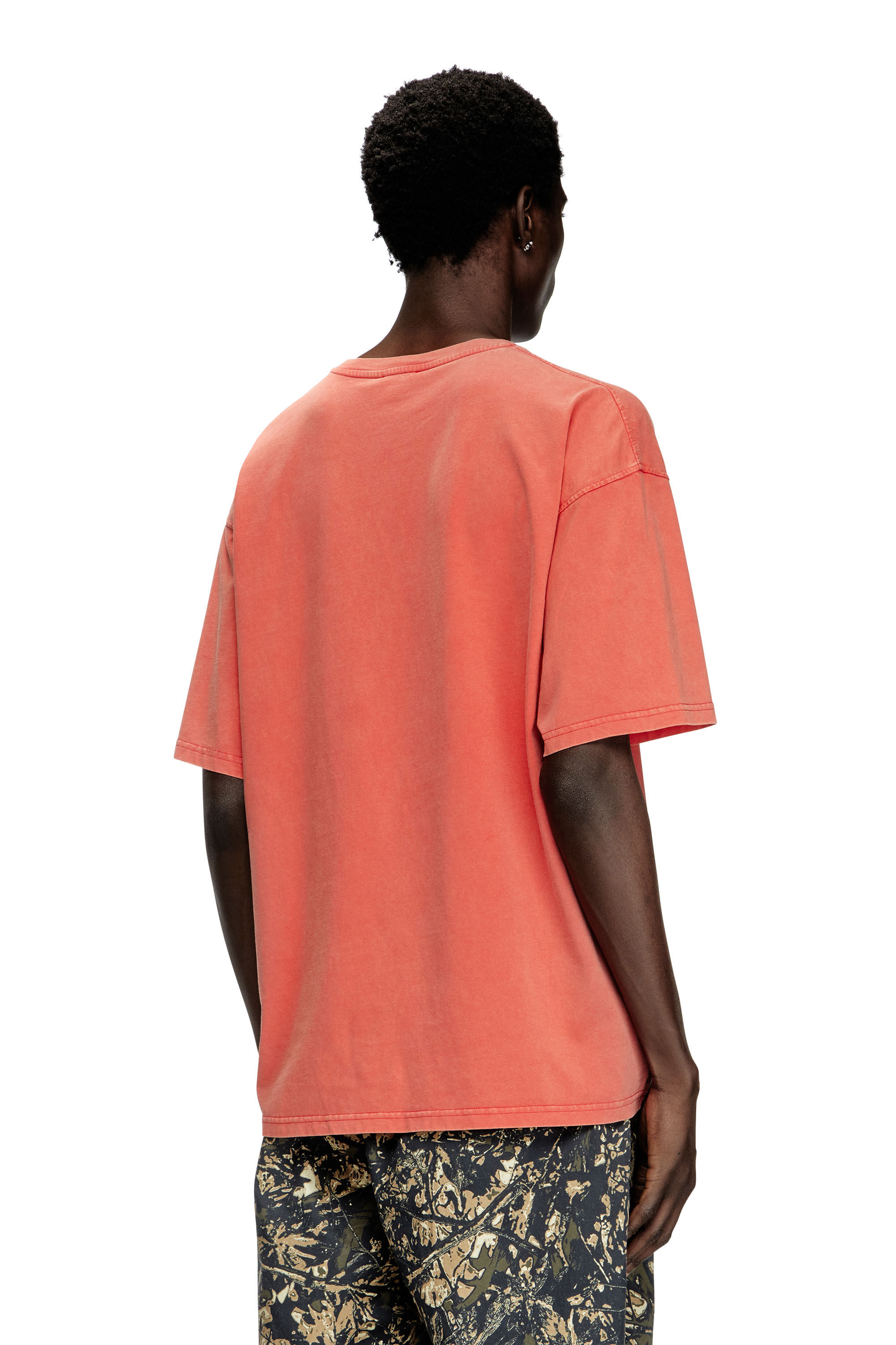 Men's Acid-wash T-shirt with flocked Oval D logo | Red | Diesel