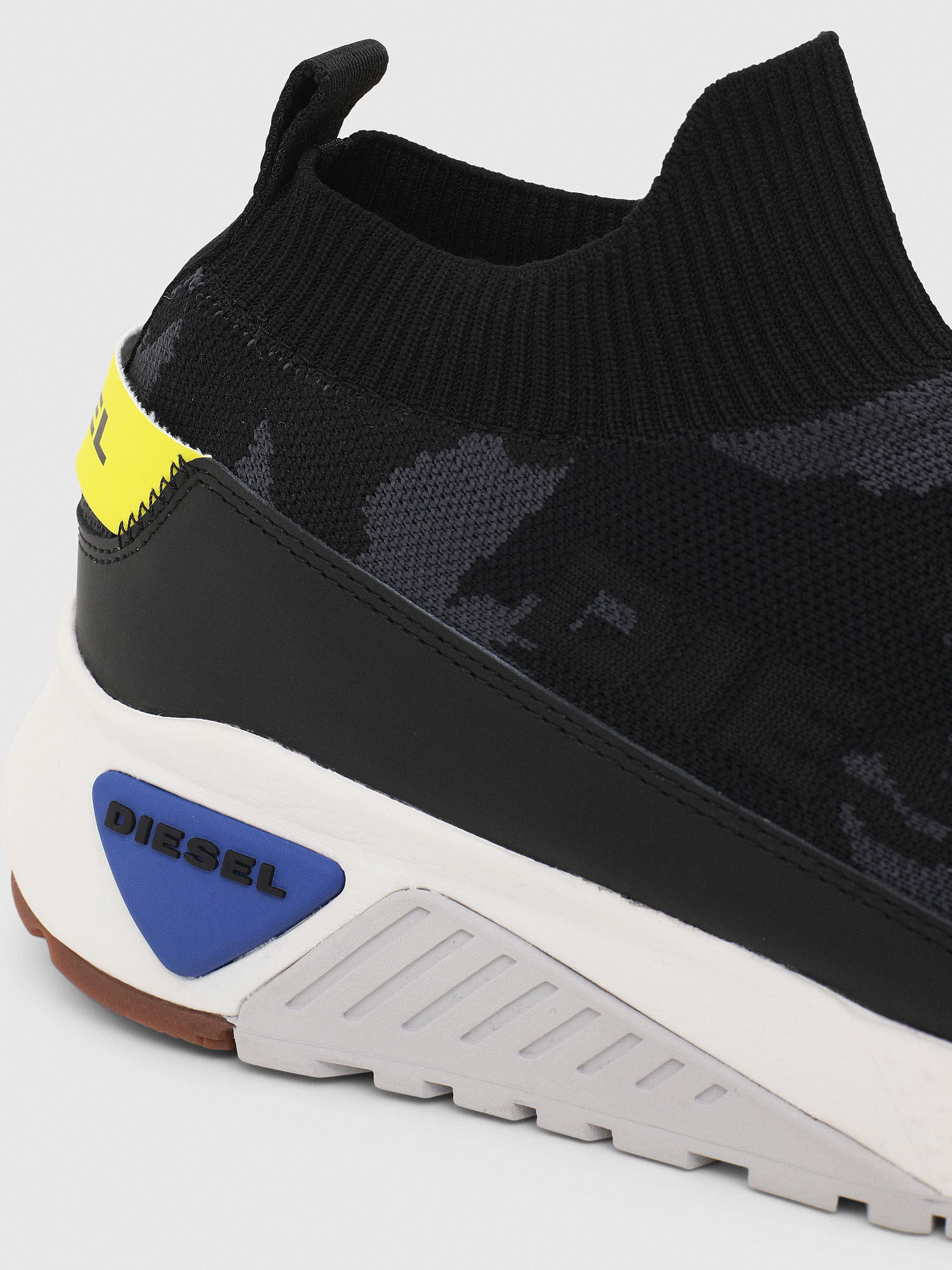 sock like basketball shoes