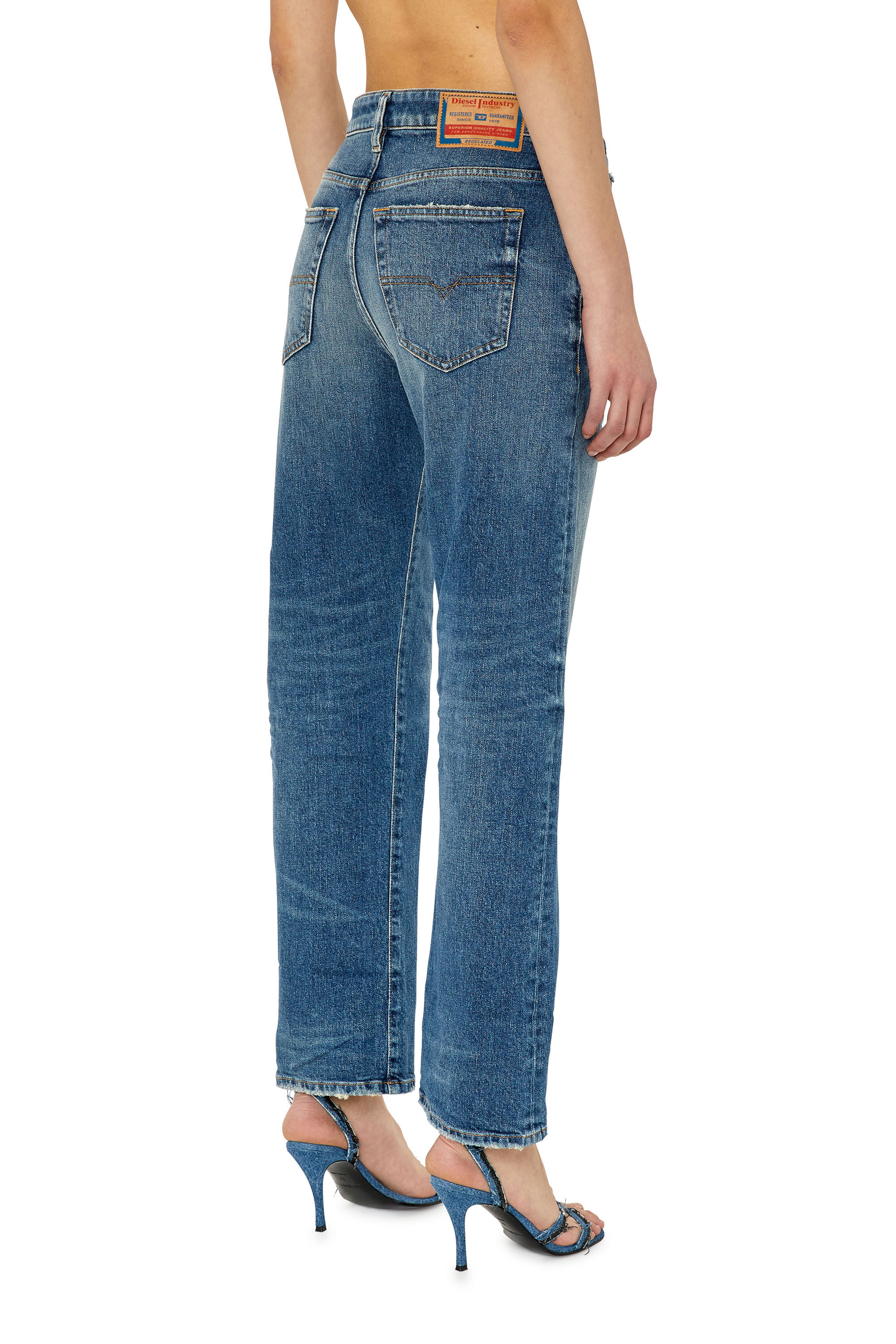 DIESEL 1999 Dレキ L32 シンス 1999DREGGYA036210GRDH 01 1999 D-Reggy Woman: Straight Dark blue Jeans | Diesel Library