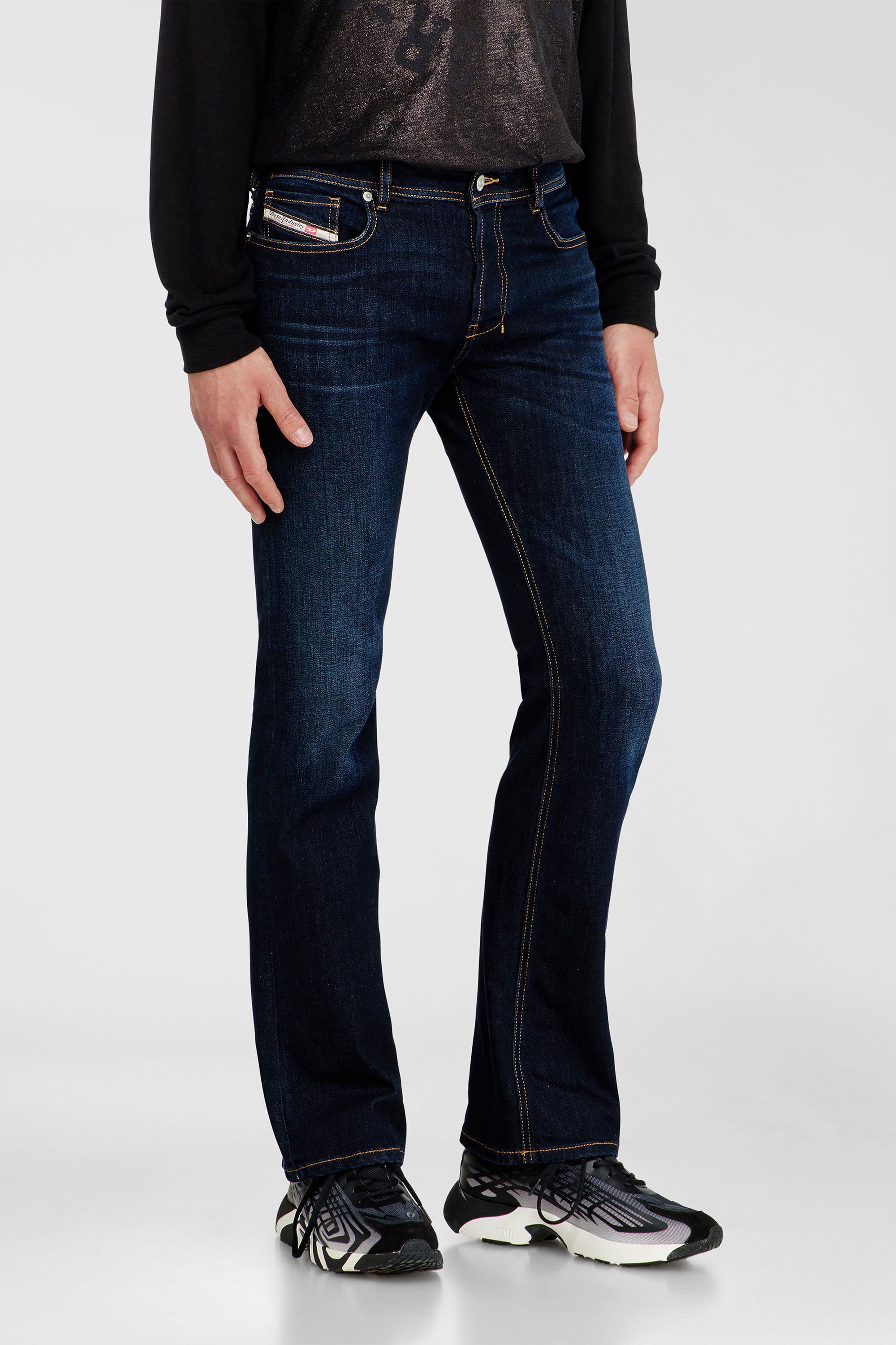 Diesel - Man's Bootcut Jeans 2007 Zatiny 09Q15, Dark Blue - 7