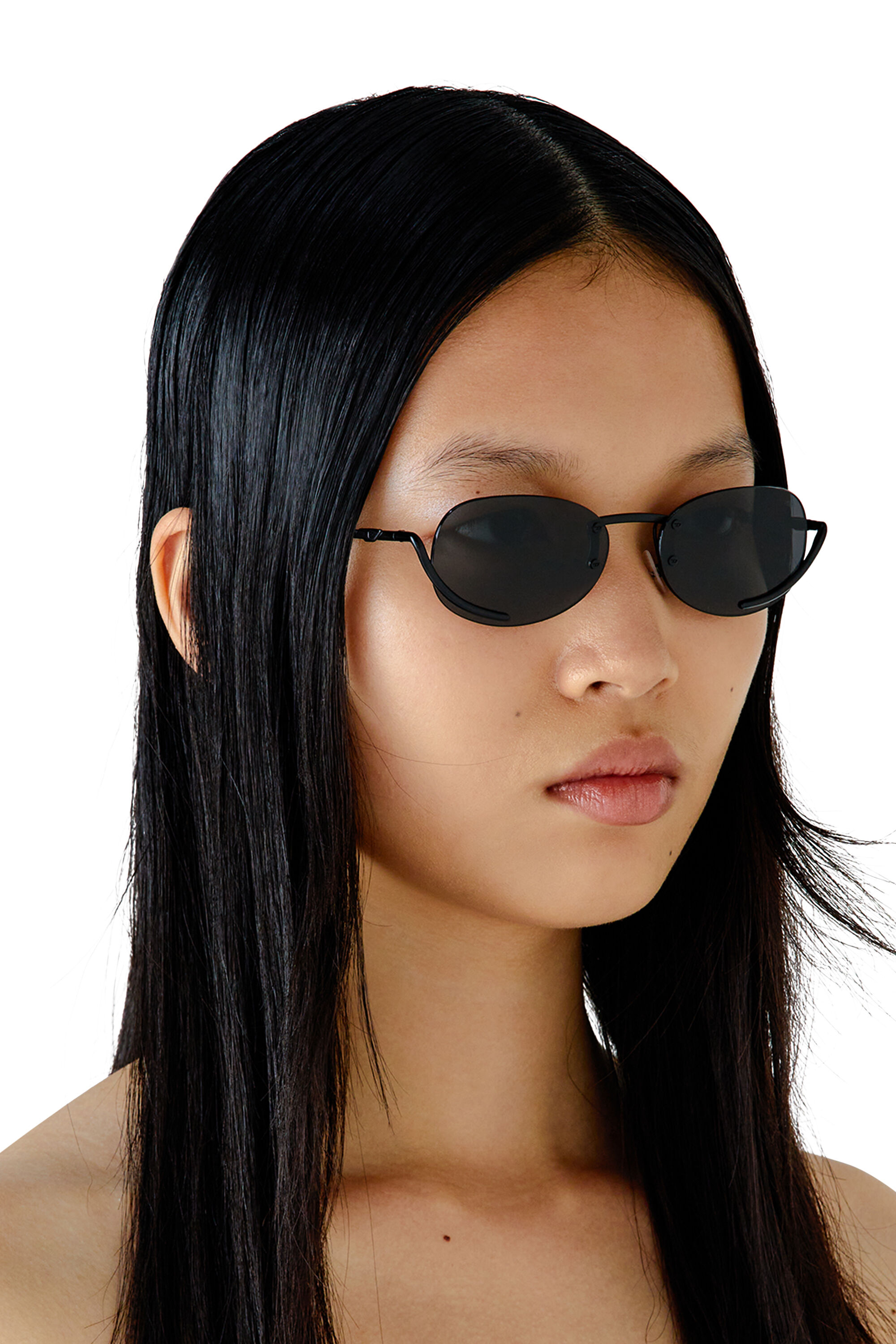 Women's Oval sunglasses | Black | Diesel