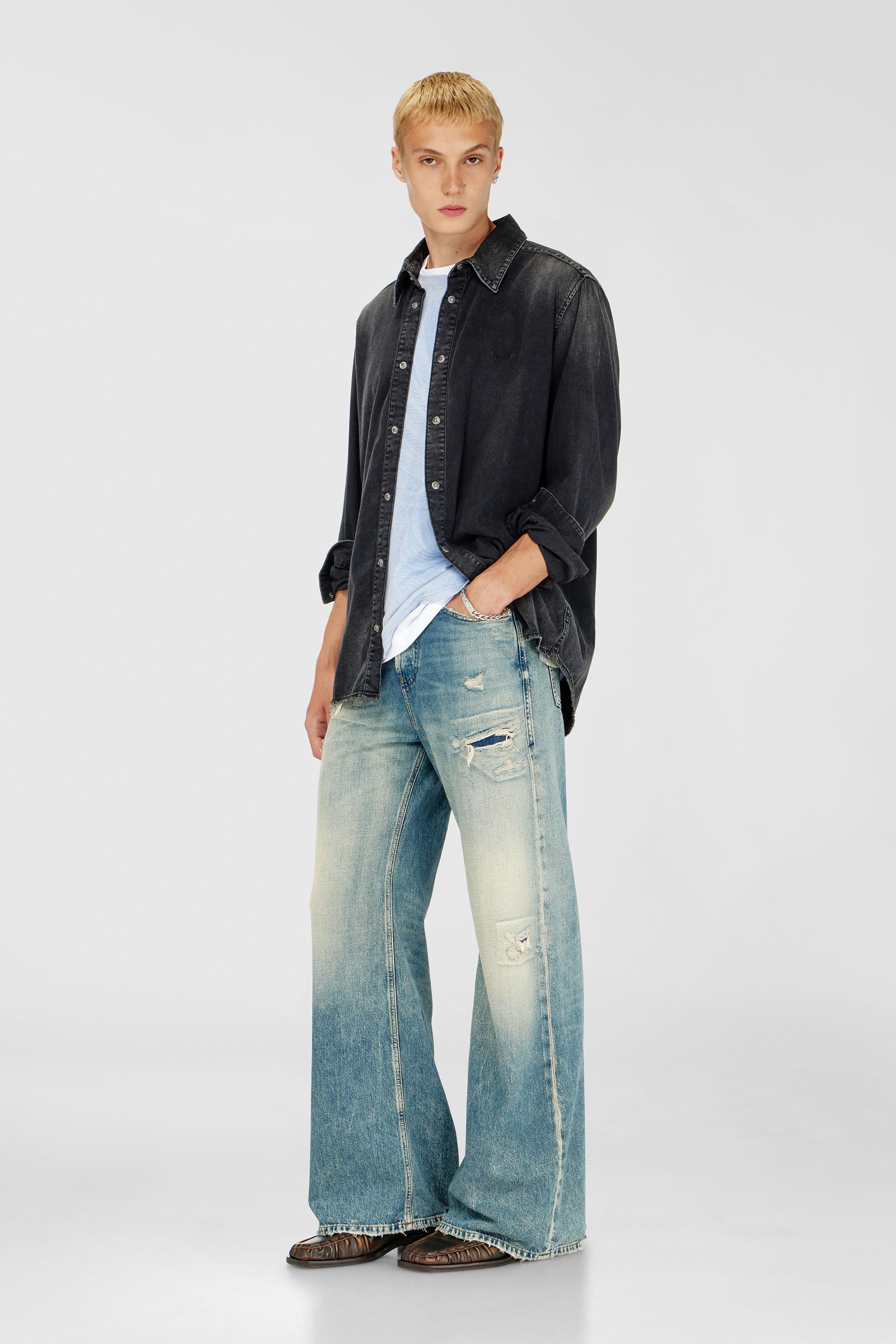 Long-sleeve denim shirt