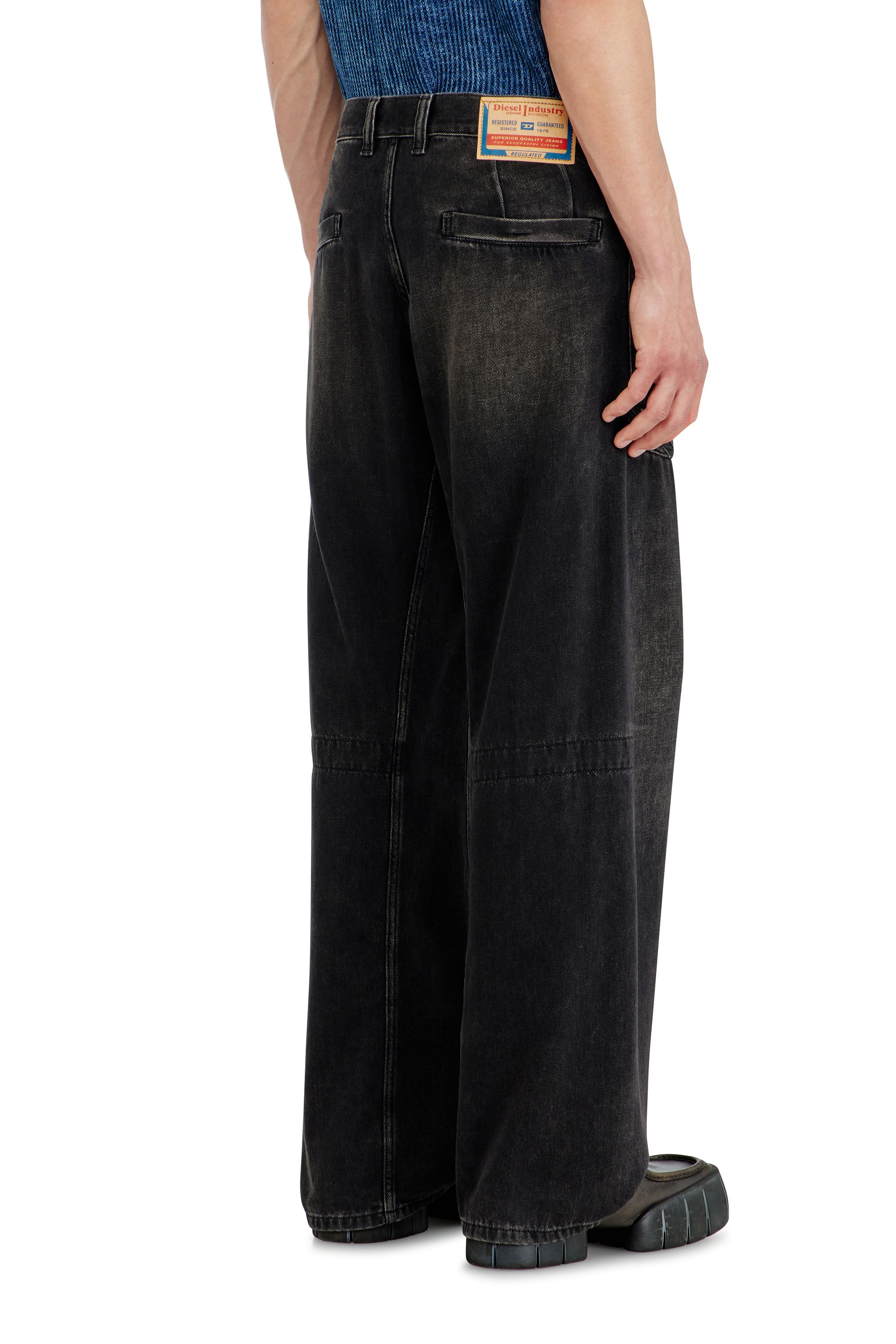 Men's Relaxed Jeans | Regular Waist D-ZetaBlack/Dark grey | Diesel HU