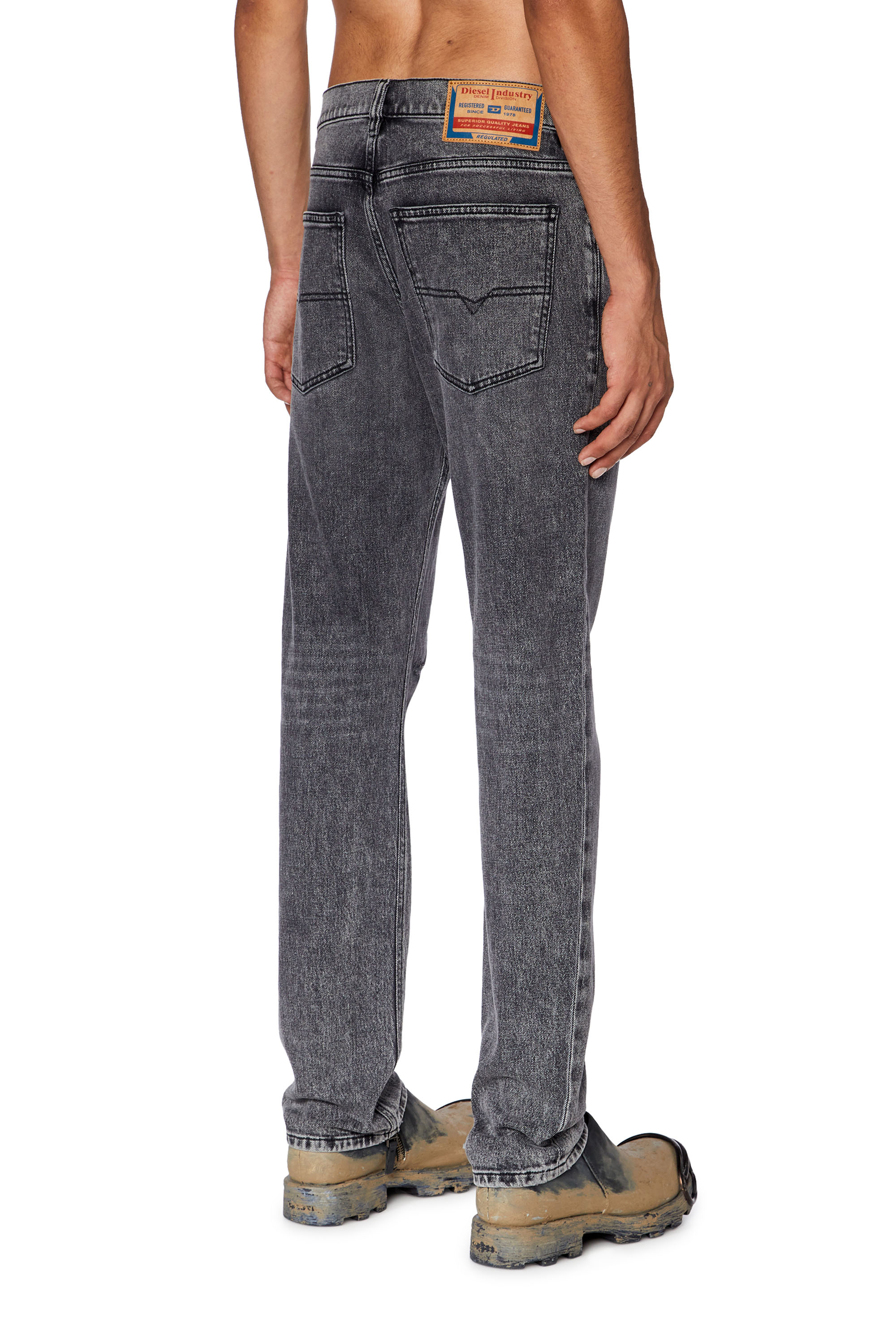 Diesel - Straight Jeans 1995 D-Sark 09G81, Grey - Image 2