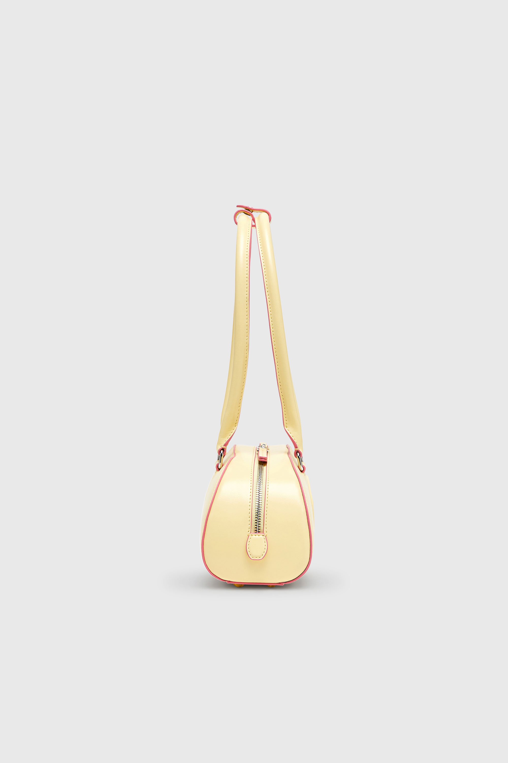 Diesel - 1DR DOME SHOULDER EW, Woman's 1DR Dome - Elongated bowling bag in leather in Yellow - 4