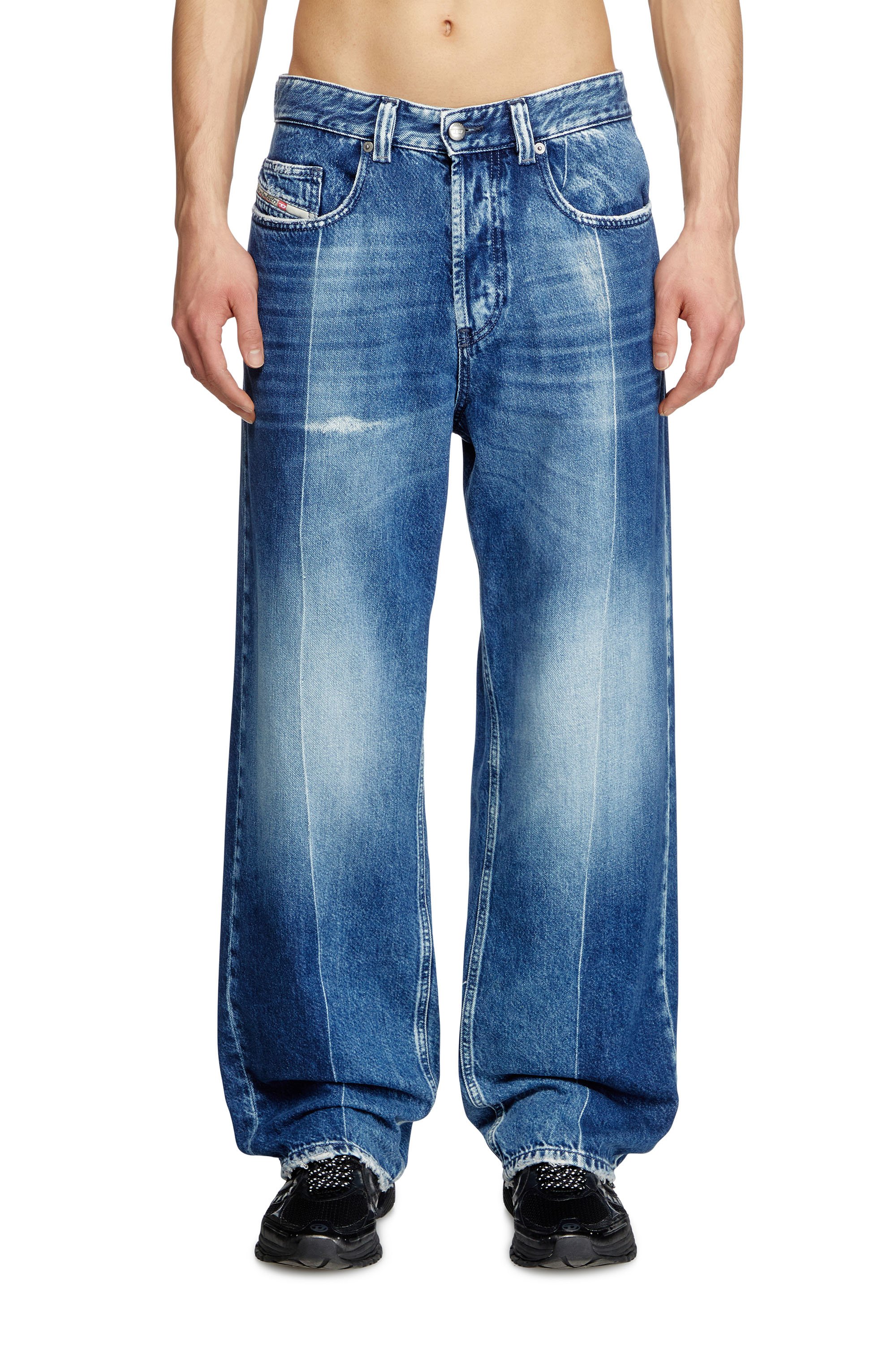 Diesel - Man's Relaxed Jeans 2001 D-Macro 09L48, Medium blue - 2