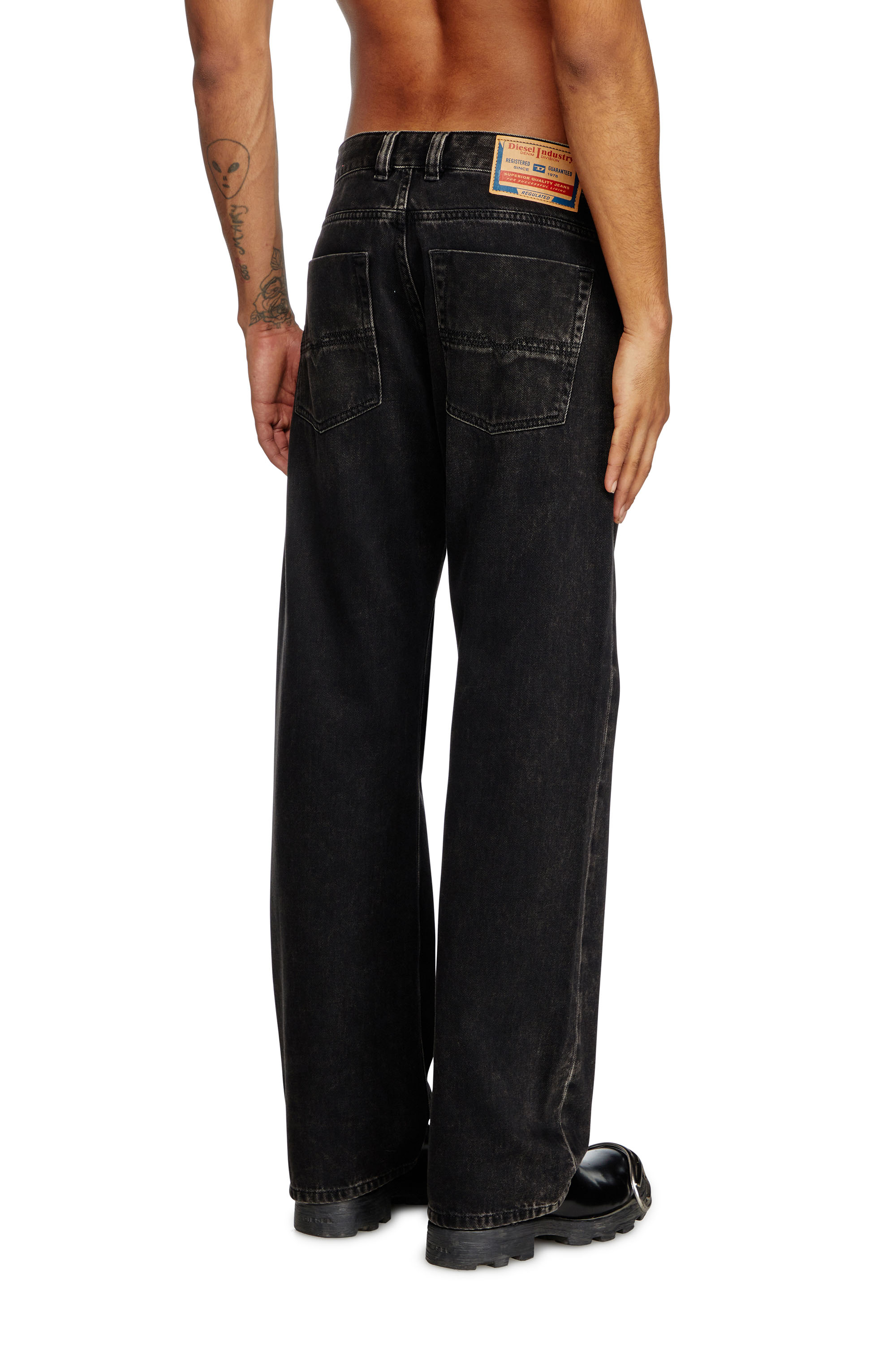 Diesel - Man's Relaxed Jeans 1980 D-Eeper 09J96, Black/Dark grey - 4