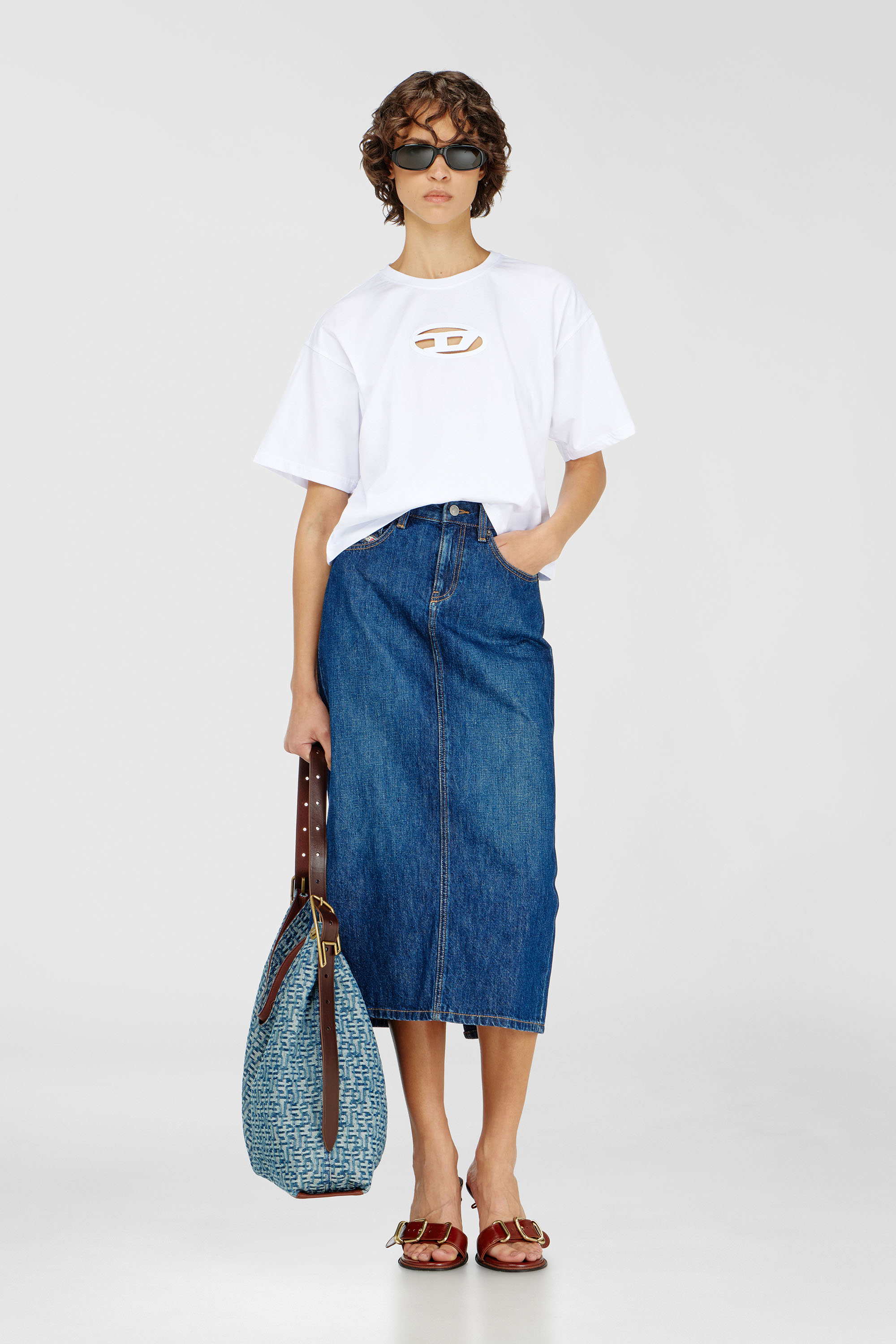 Diesel - T-BUXT-CROP-OD, Woman's Boxy T-shirt with cut-out Oval D logo in White - 1