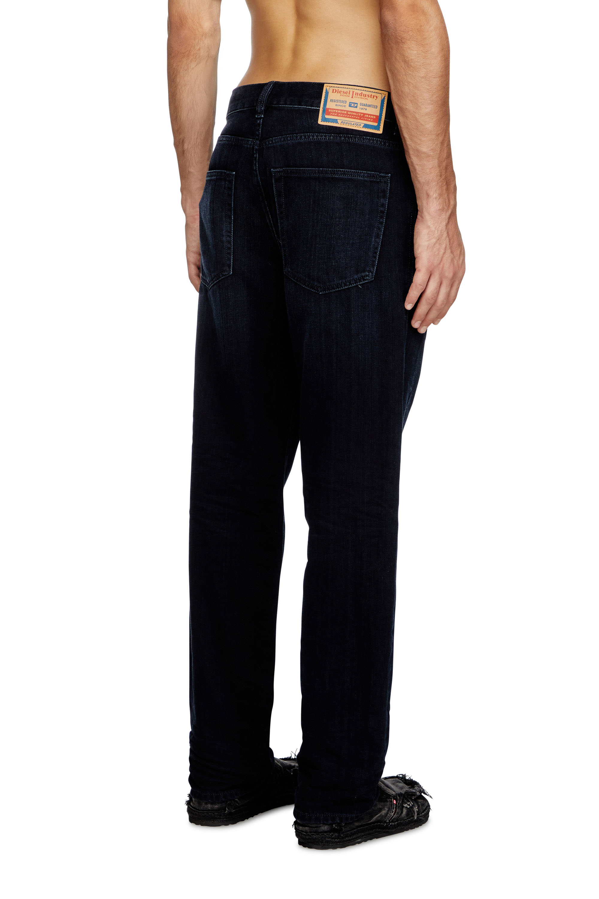 Diesel - Man's Regular Jeans 2010 D-Macs 09L54, Dark Blue - 4