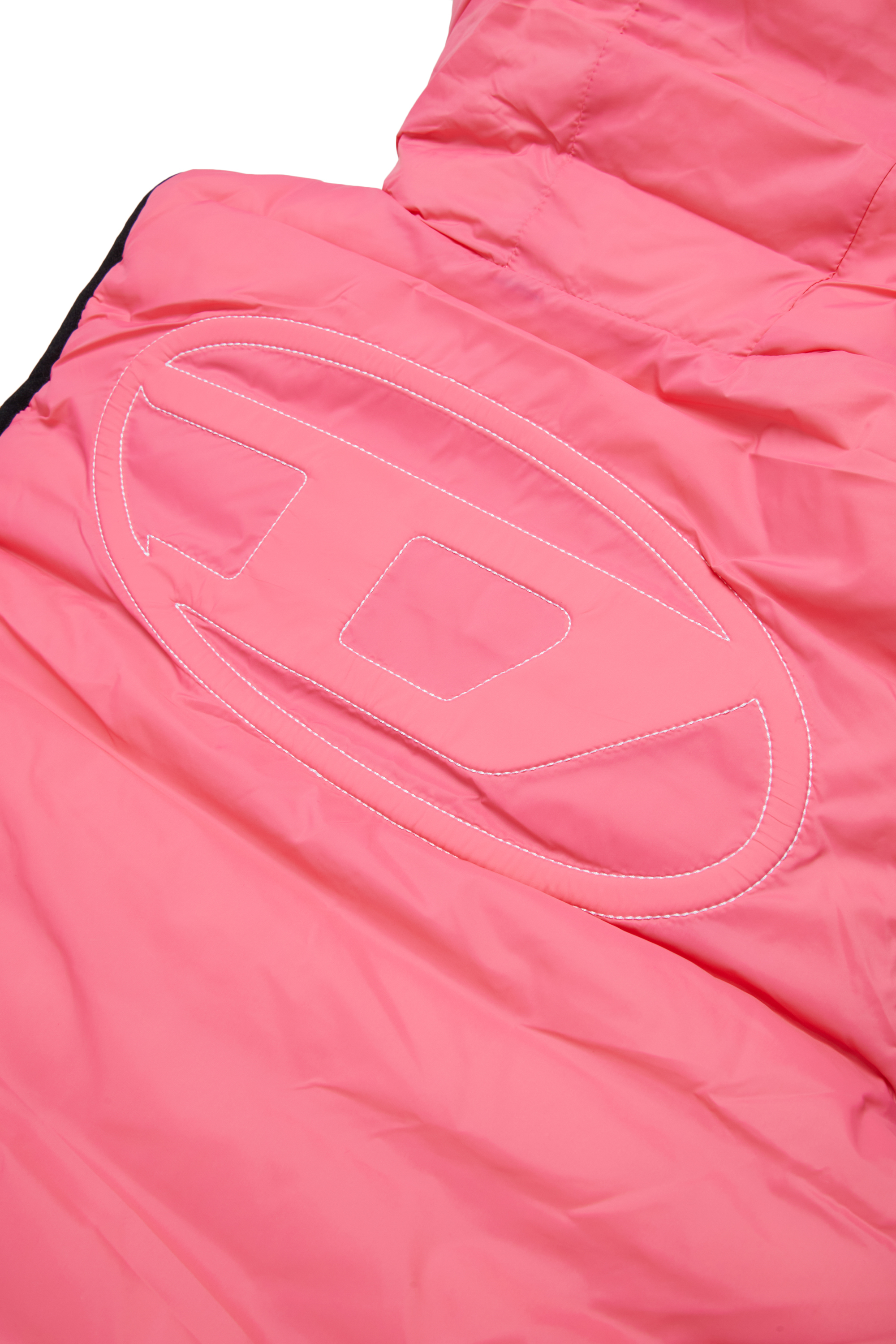 JOSIP, Pink