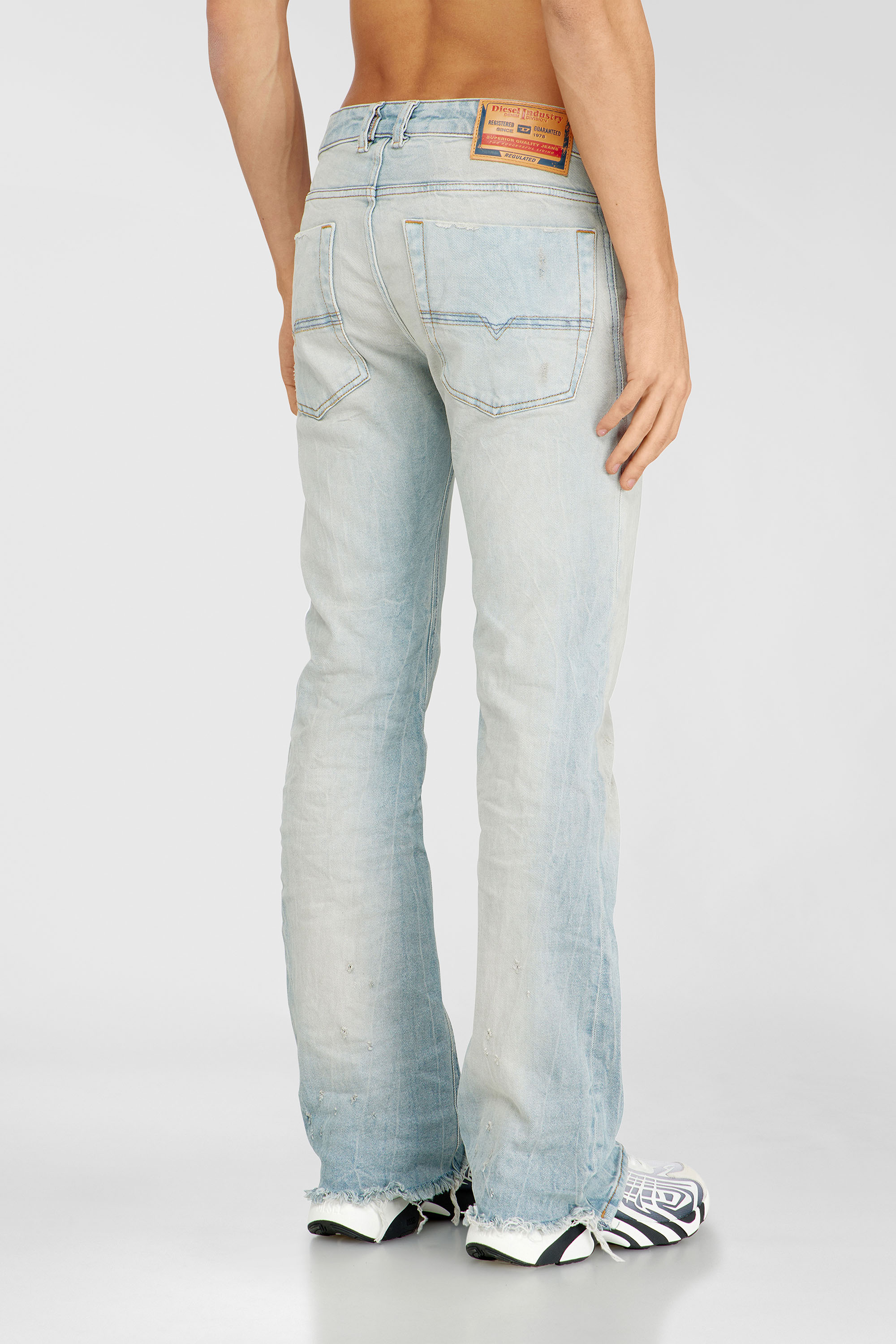Diesel - Man's Bootcut Jeans 2007 Zatiny 09N47, Light Blue - 3