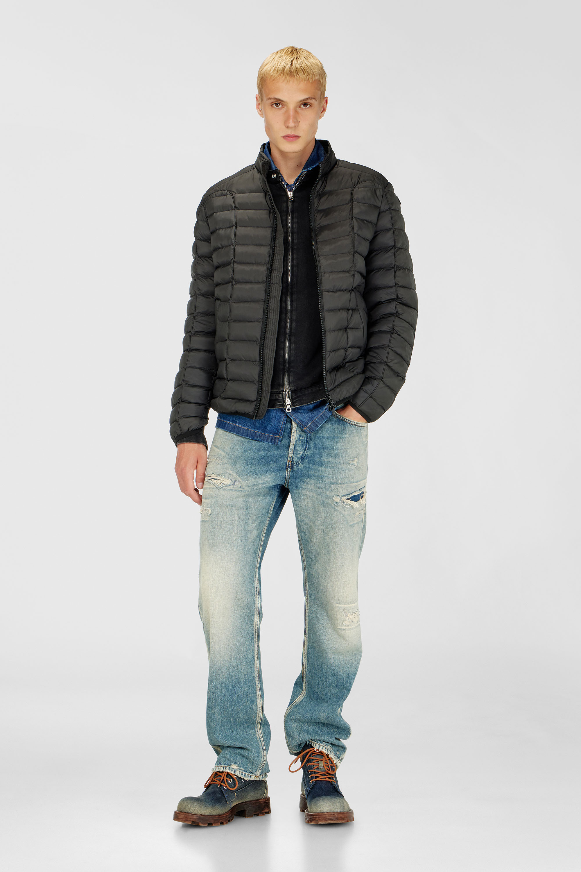 Puffer jacket in light nylon