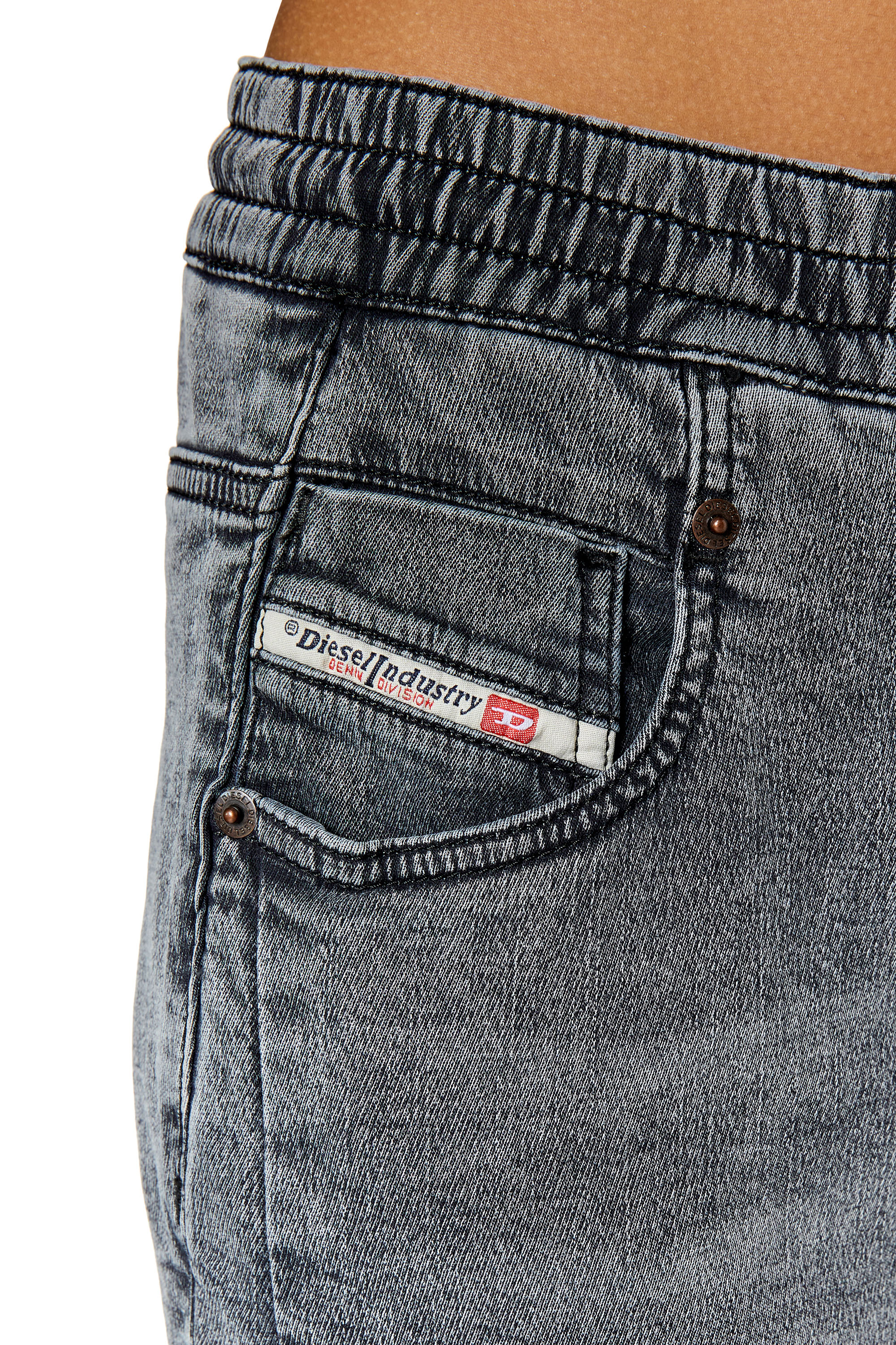Diesel - Fayza JoggJeans® 068DW Boyfriend, Light Grey - Image 3