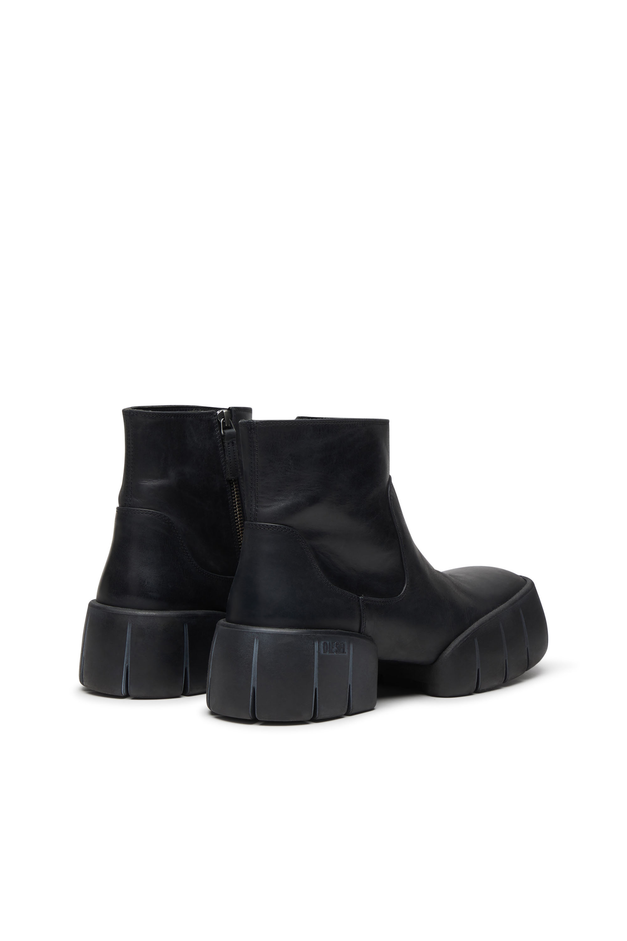 D-TEX BT, Black Diesel - D-TEX BT, Man's D-Tex-Oiled leather ankle boots with split sole in Black - 3