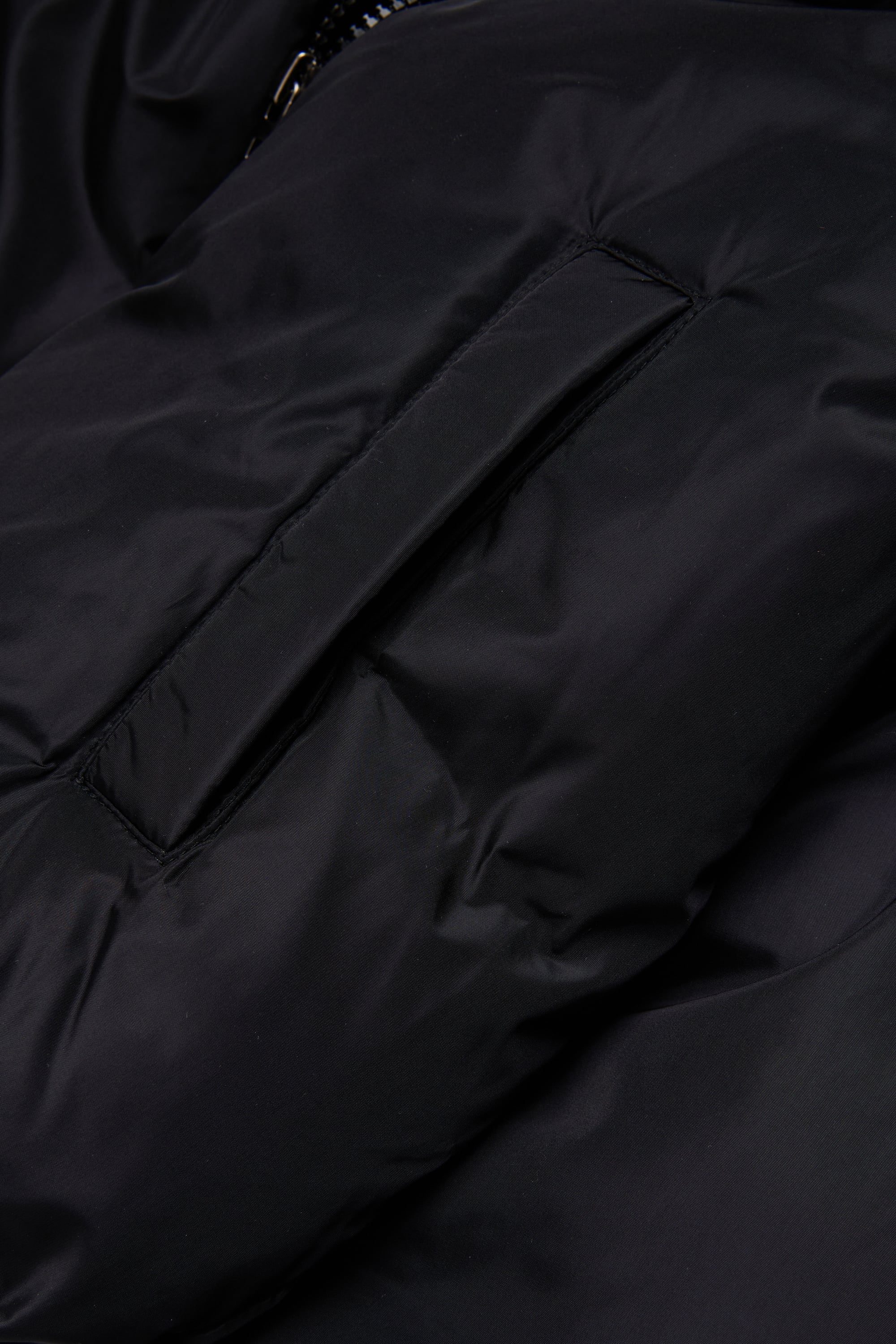 Diesel - JELKYM, Woman's Hooded puffer jacket in Black - 4