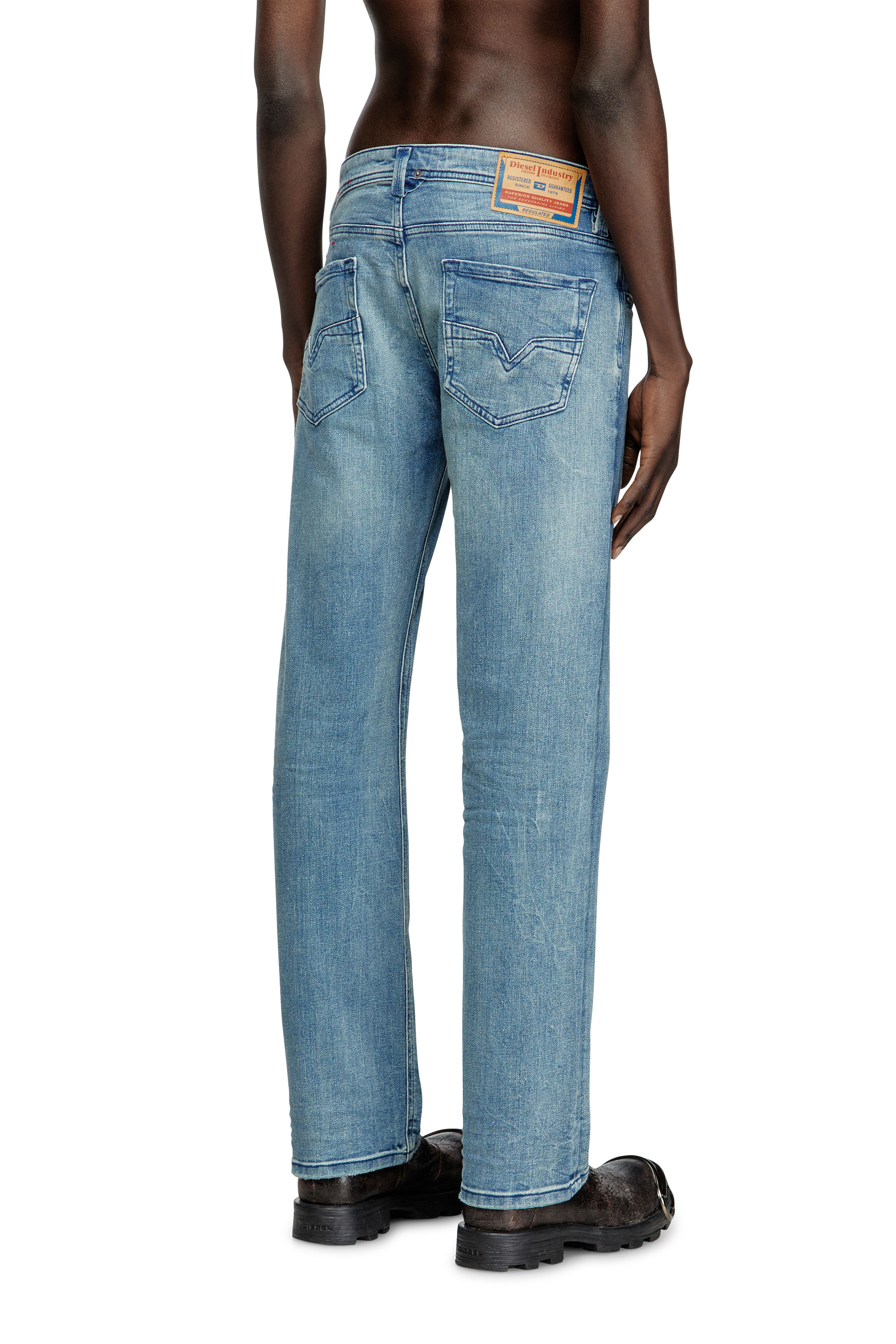 Diesel - Man's Regular Jeans 1985 Larkee 0BMBW, Medium blue - 3